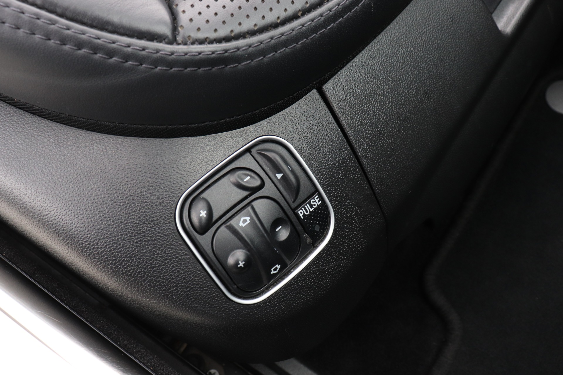 Used-2011-Mercedes-Benz-SL-Class-SL-63-AMG