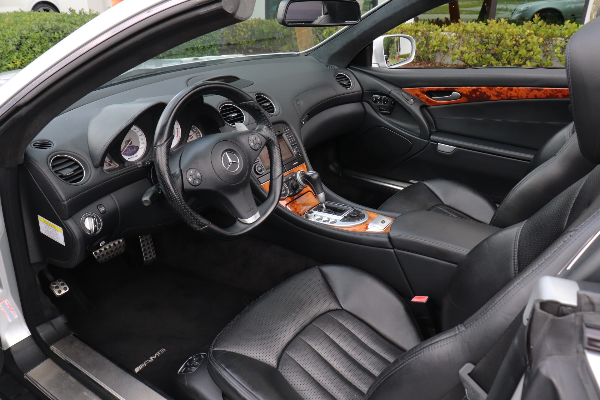 Used-2011-Mercedes-Benz-SL-Class-SL-63-AMG
