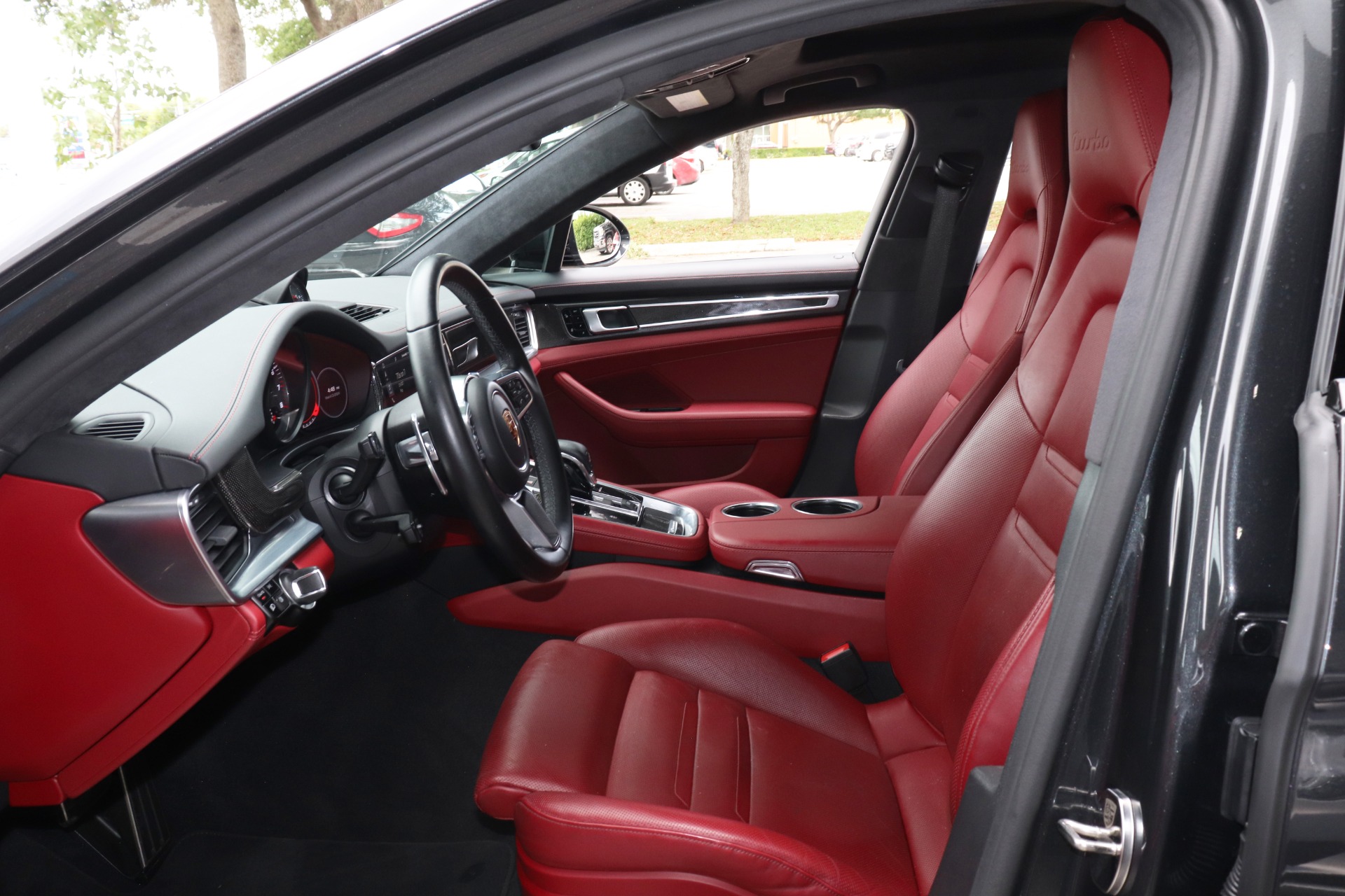 Used-2018-Porsche-Panamera-Turbo