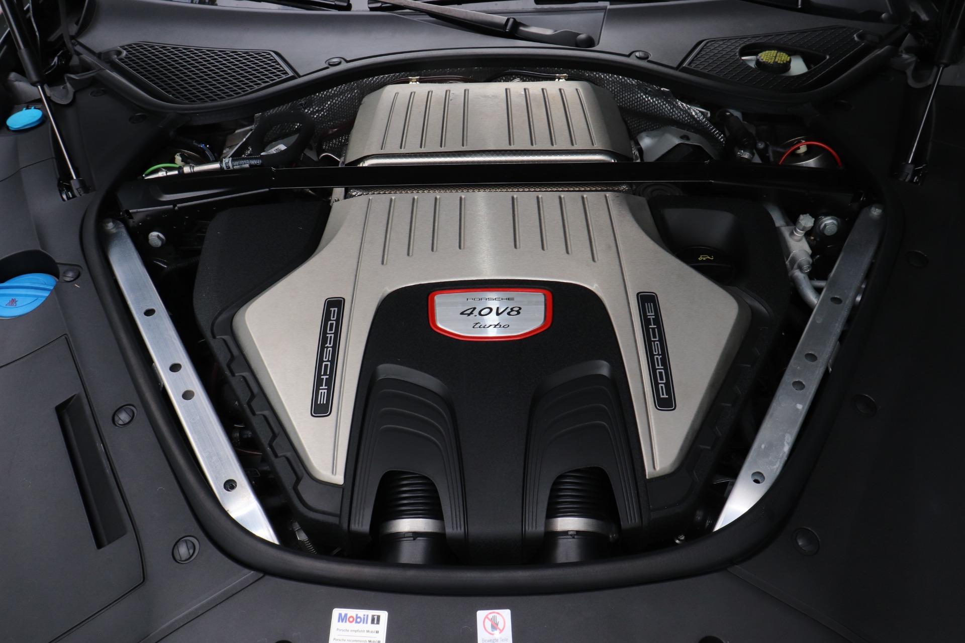 Used-2018-Porsche-Panamera-Turbo