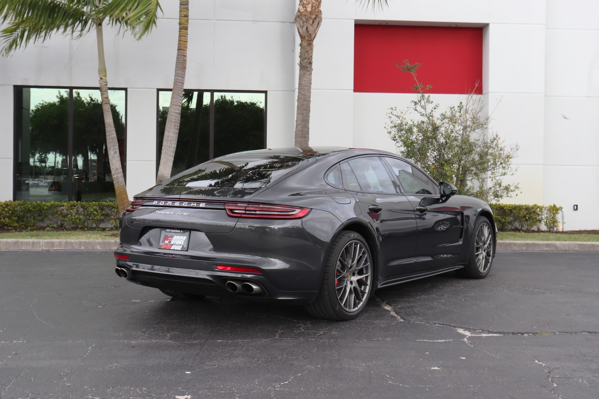 Used-2018-Porsche-Panamera-Turbo