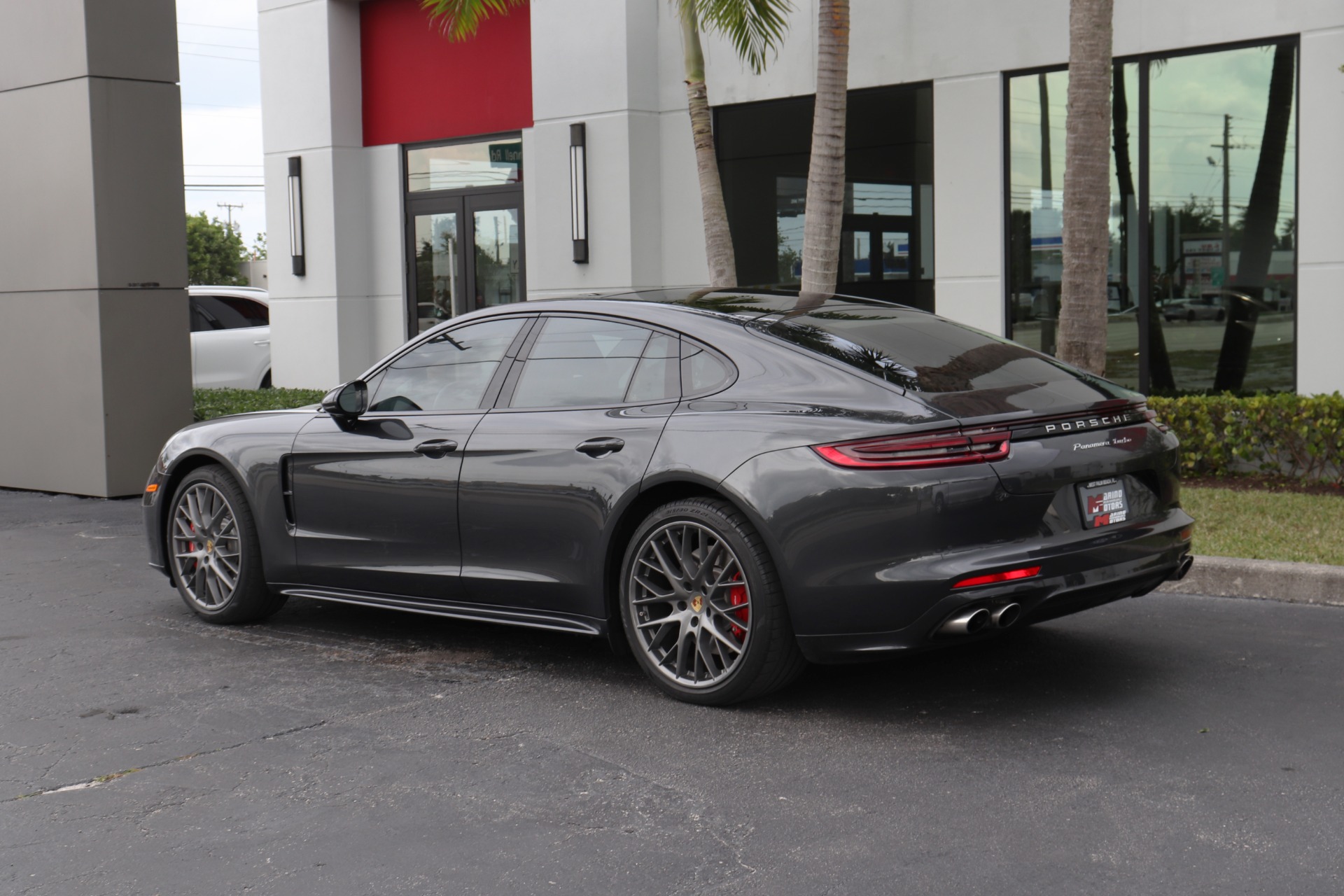 Used-2018-Porsche-Panamera-Turbo