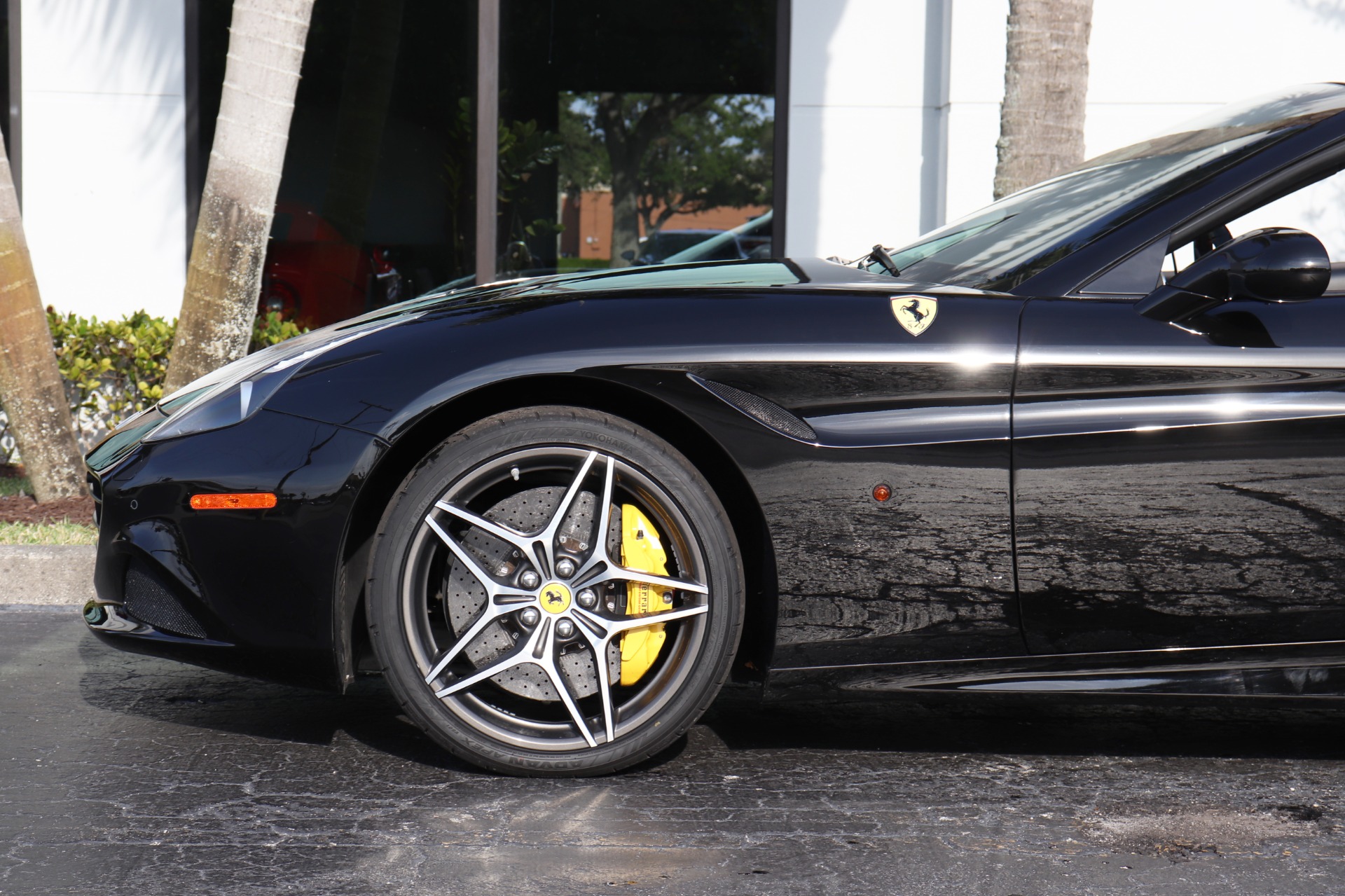 Used-2016-Ferrari-California-T
