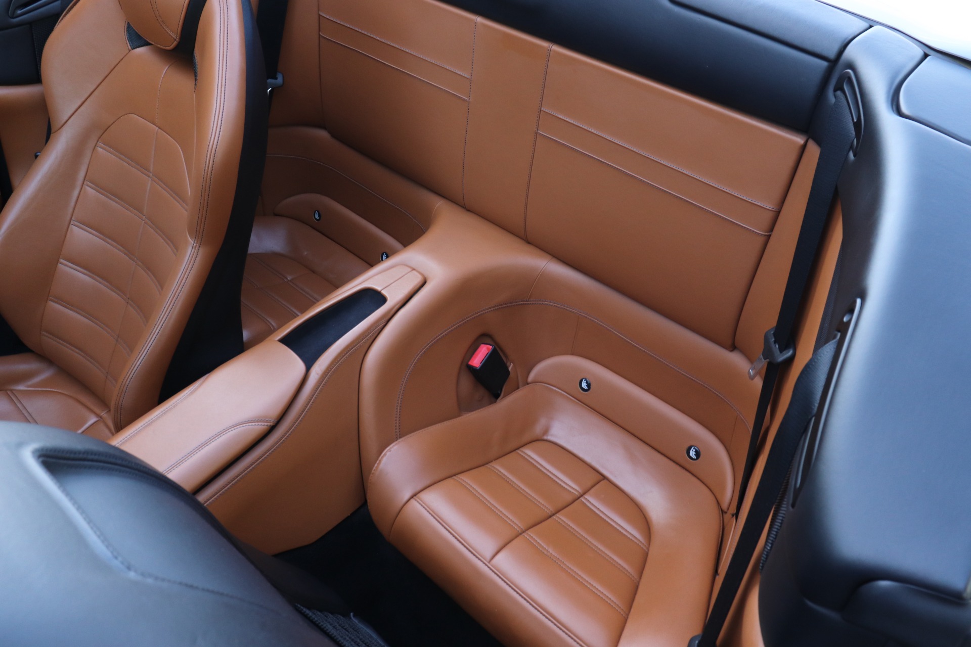 Used-2016-Ferrari-California-T
