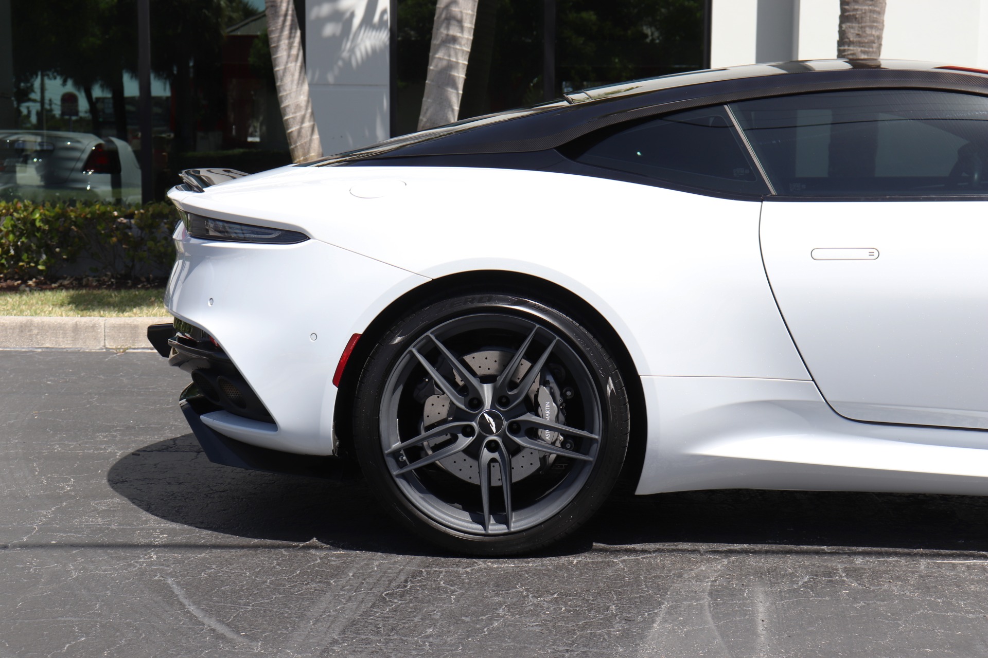 Used-2019-Aston-Martin-DBS-Superleggera