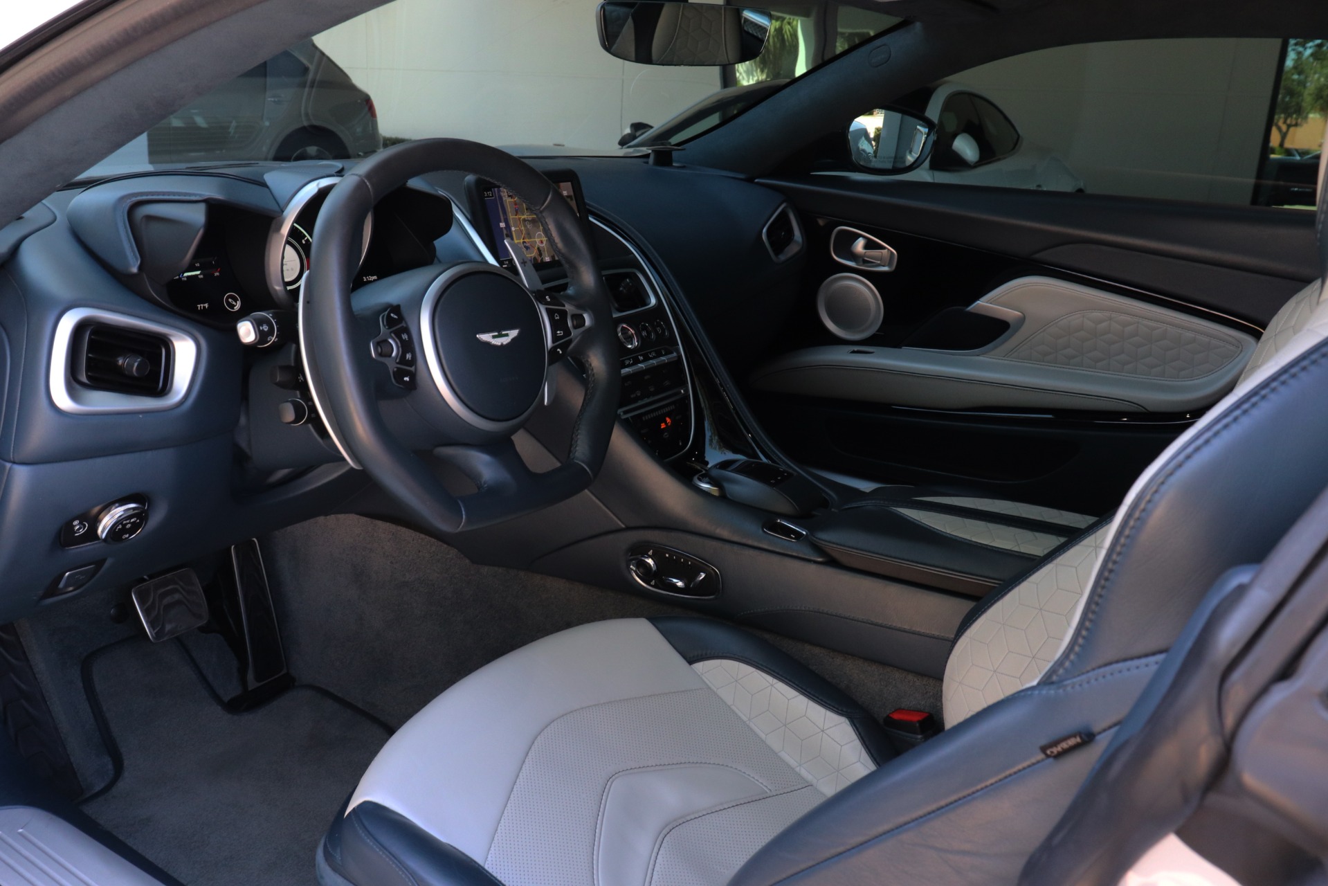 Used-2019-Aston-Martin-DBS-Superleggera