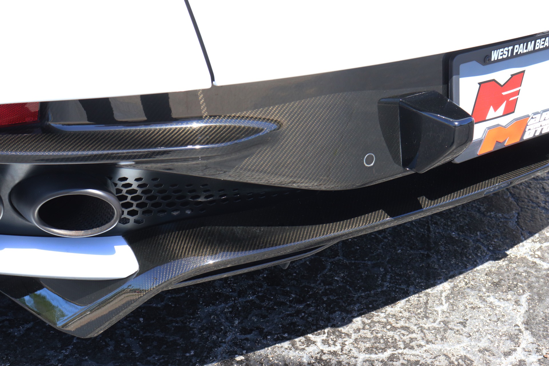 Used-2019-Aston-Martin-DBS-Superleggera