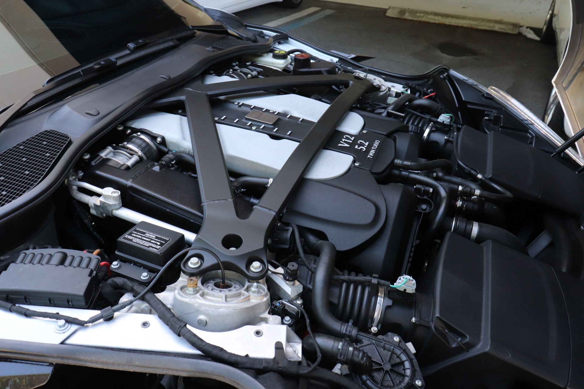 Used-2019-Aston-Martin-DBS-Superleggera