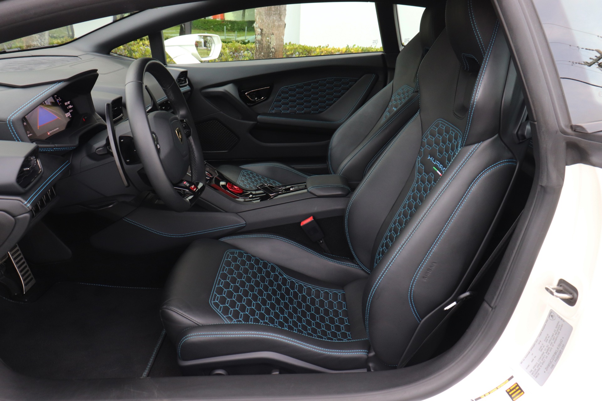 Used-2019-Lamborghini-Huracan-LP-580-2