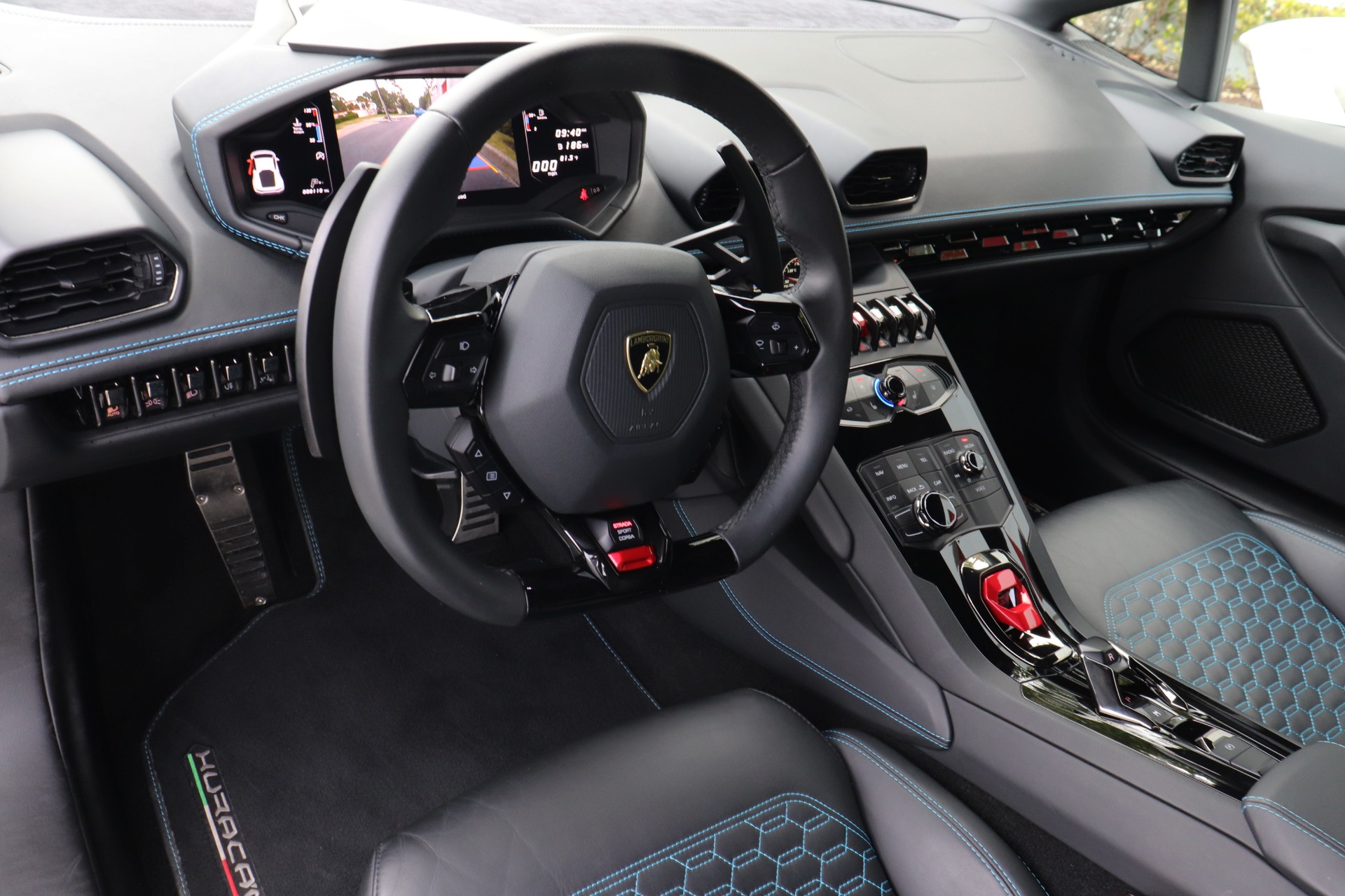 Used-2019-Lamborghini-Huracan-LP-580-2