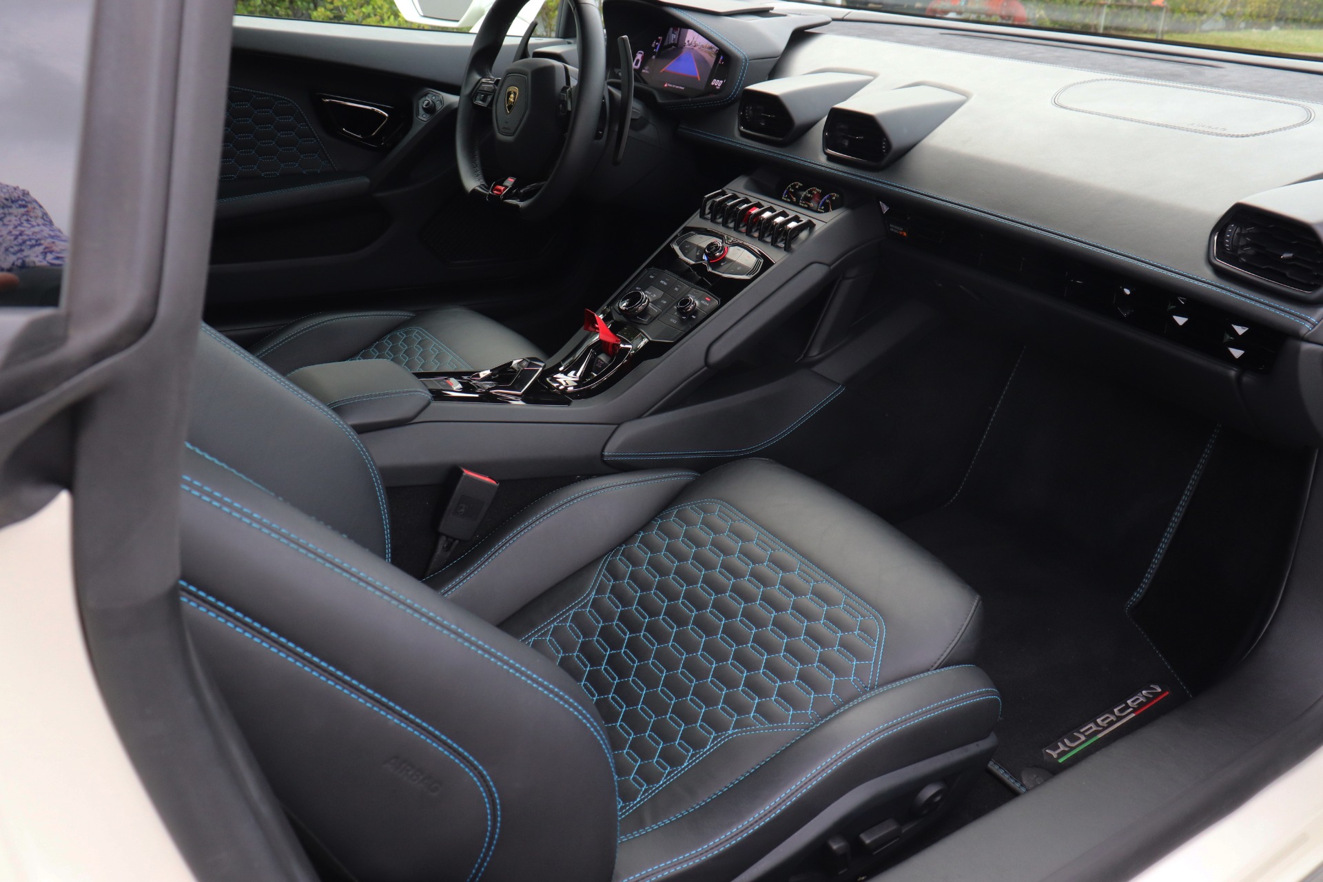 Used-2019-Lamborghini-Huracan-LP-580-2