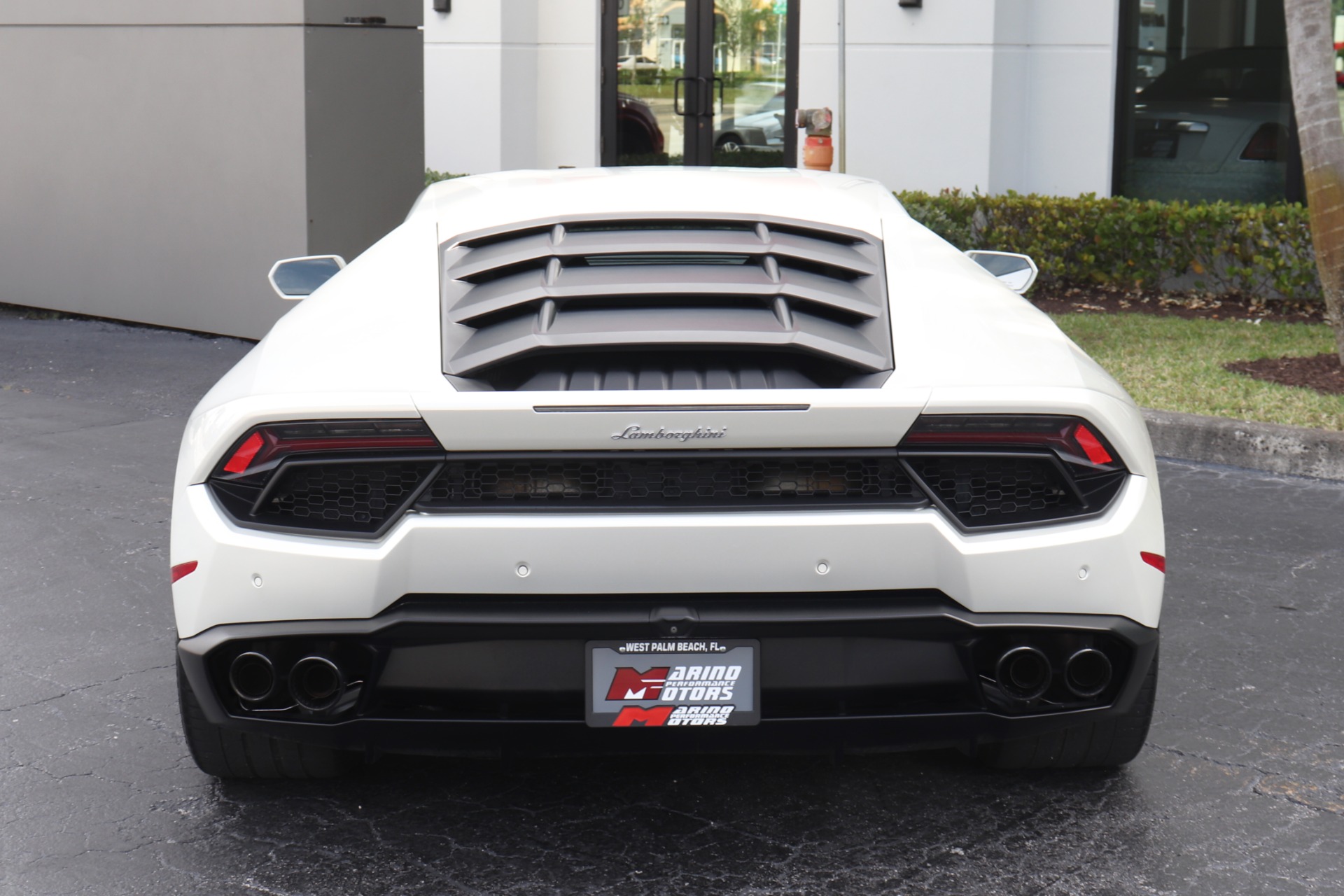 Used-2019-Lamborghini-Huracan-LP-580-2