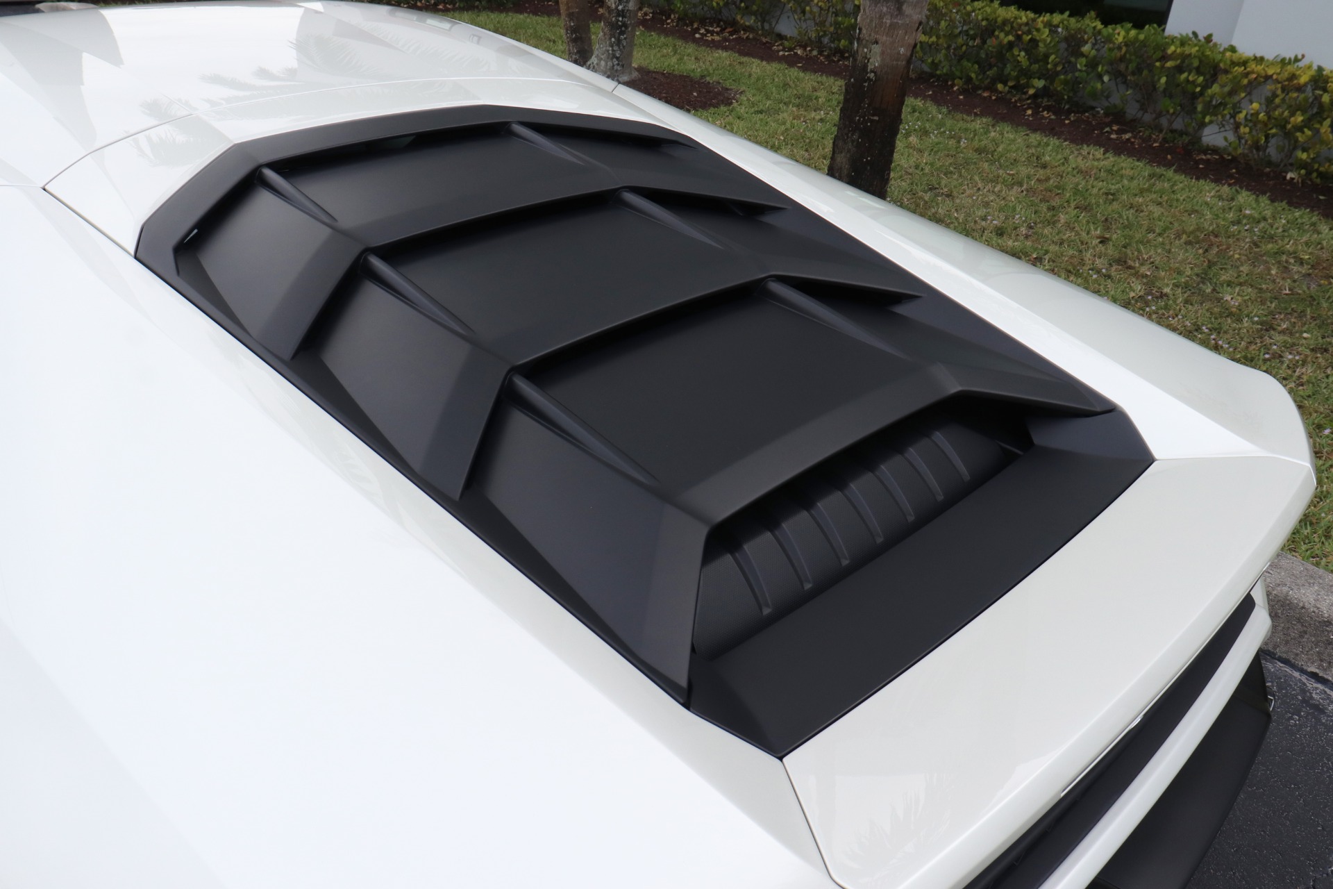 Used-2019-Lamborghini-Huracan-LP-580-2
