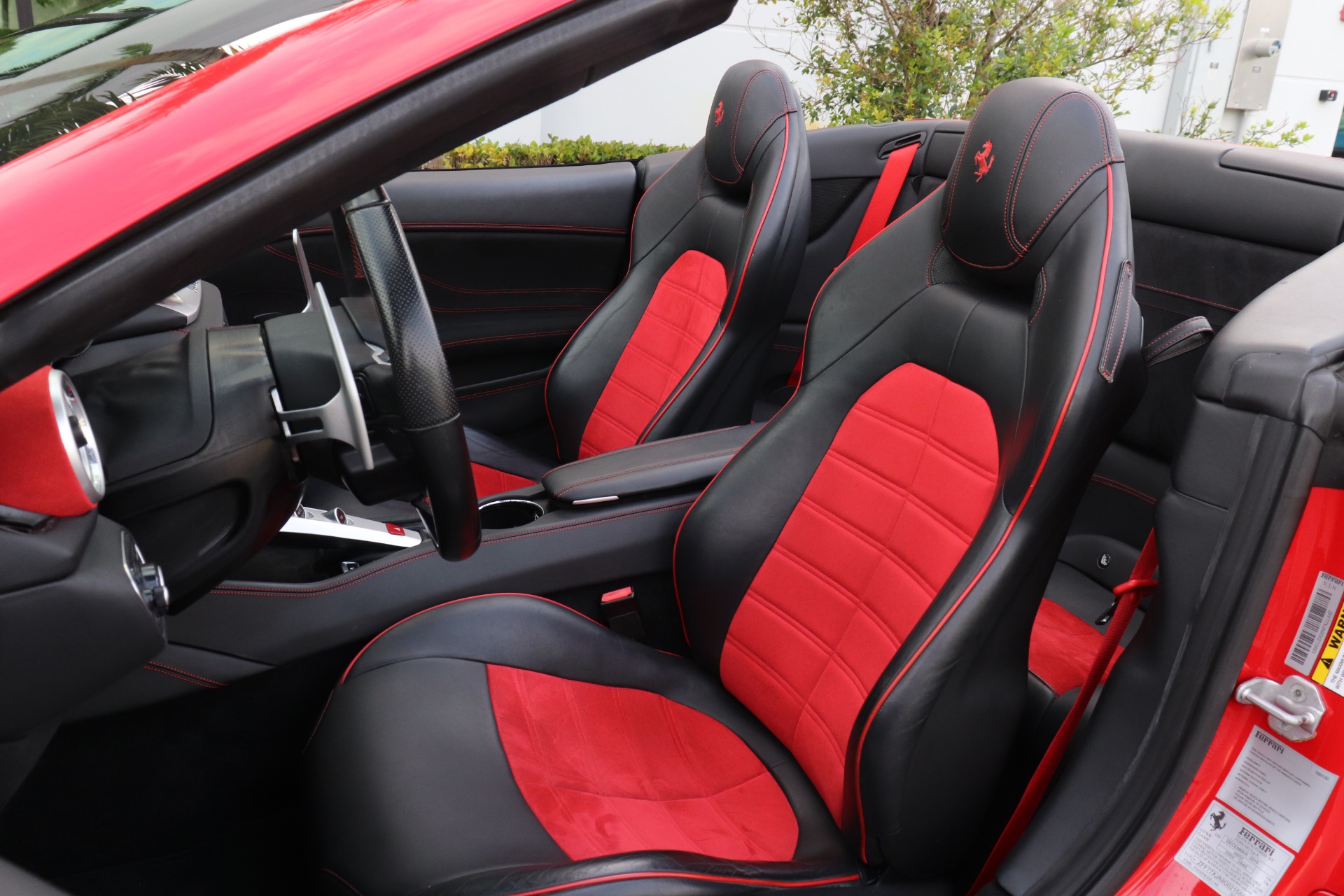 Used-2016-Ferrari-California-T