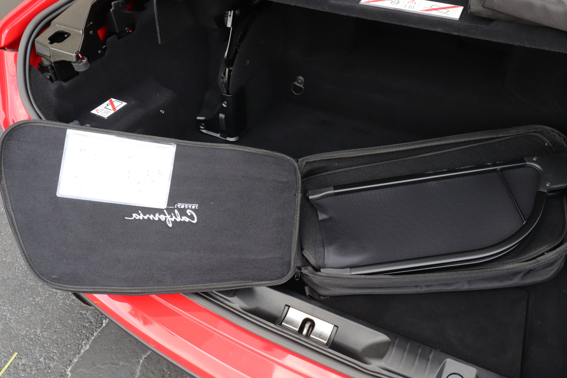 Used-2016-Ferrari-California-T