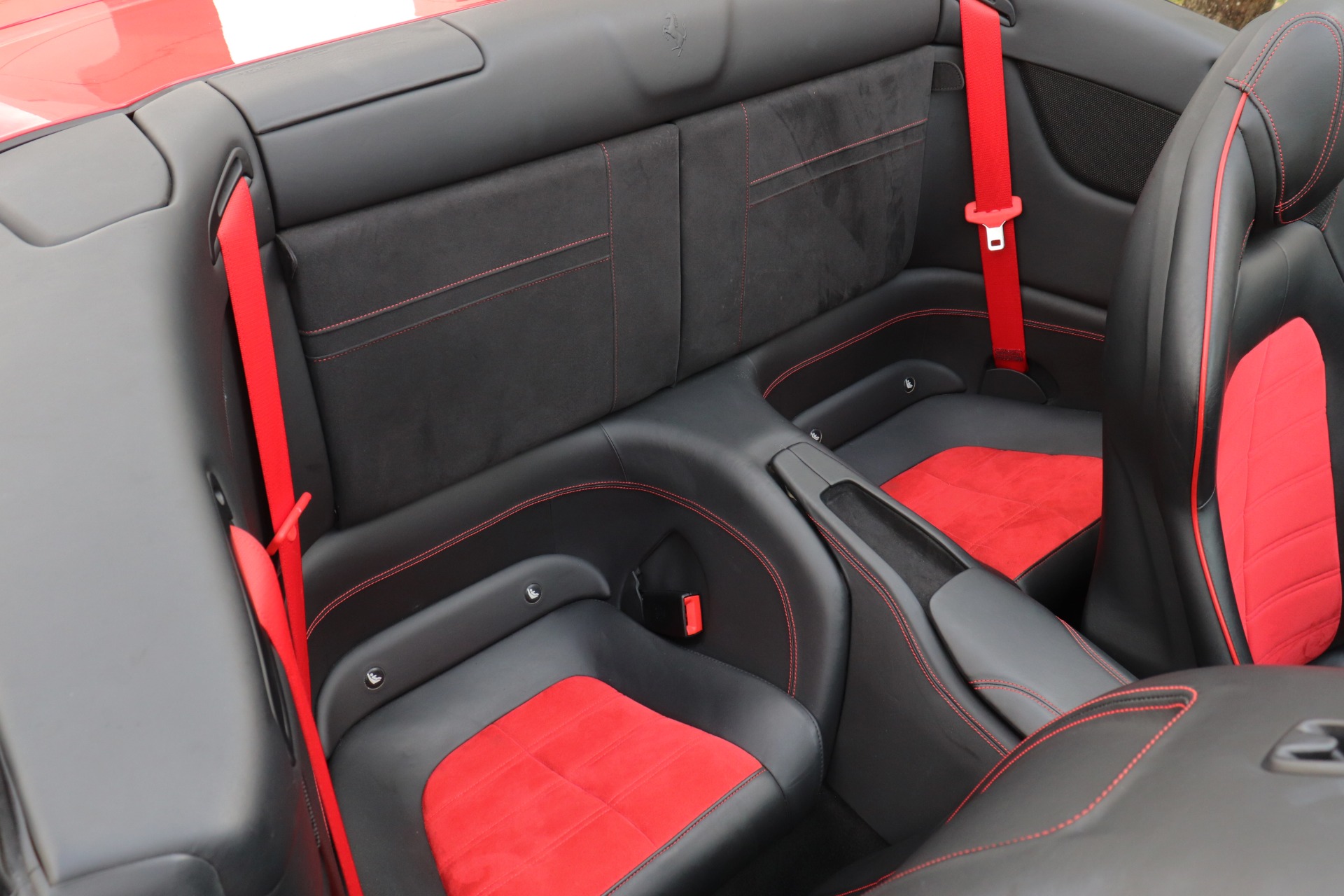 Used-2016-Ferrari-California-T