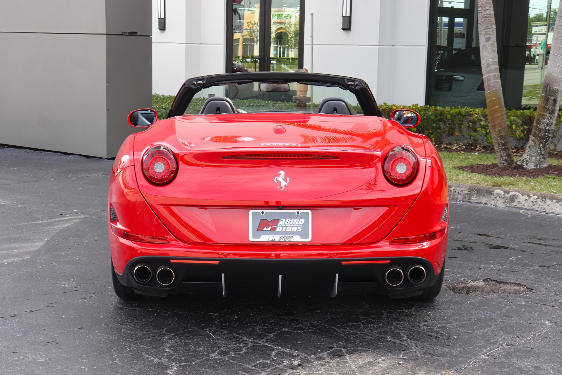 Used-2016-Ferrari-California-T