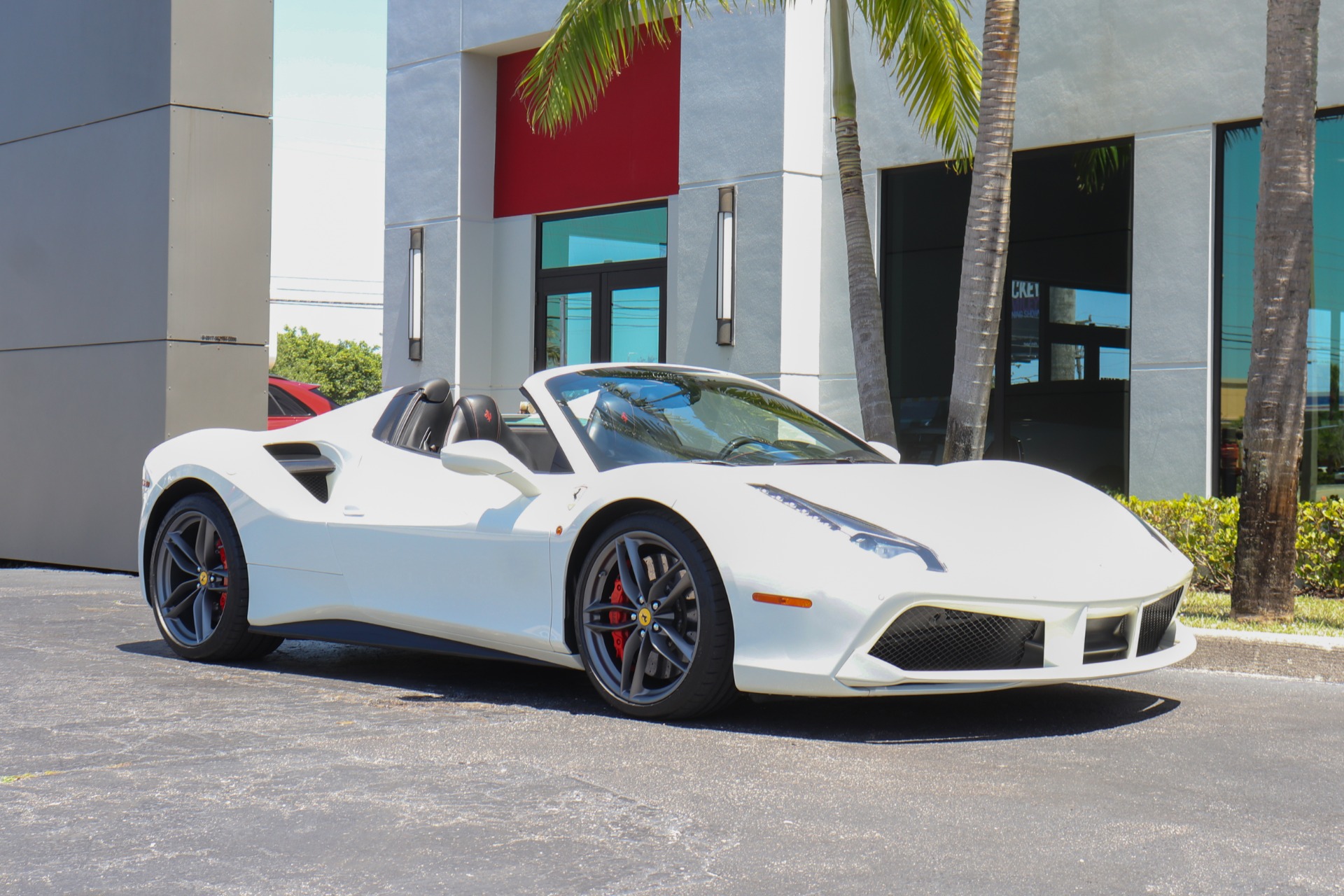 Used-2018-Ferrari-488-Spider