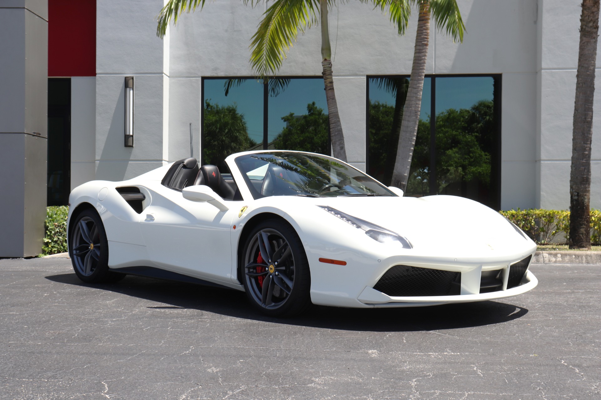 Used-2018-Ferrari-488-Spider