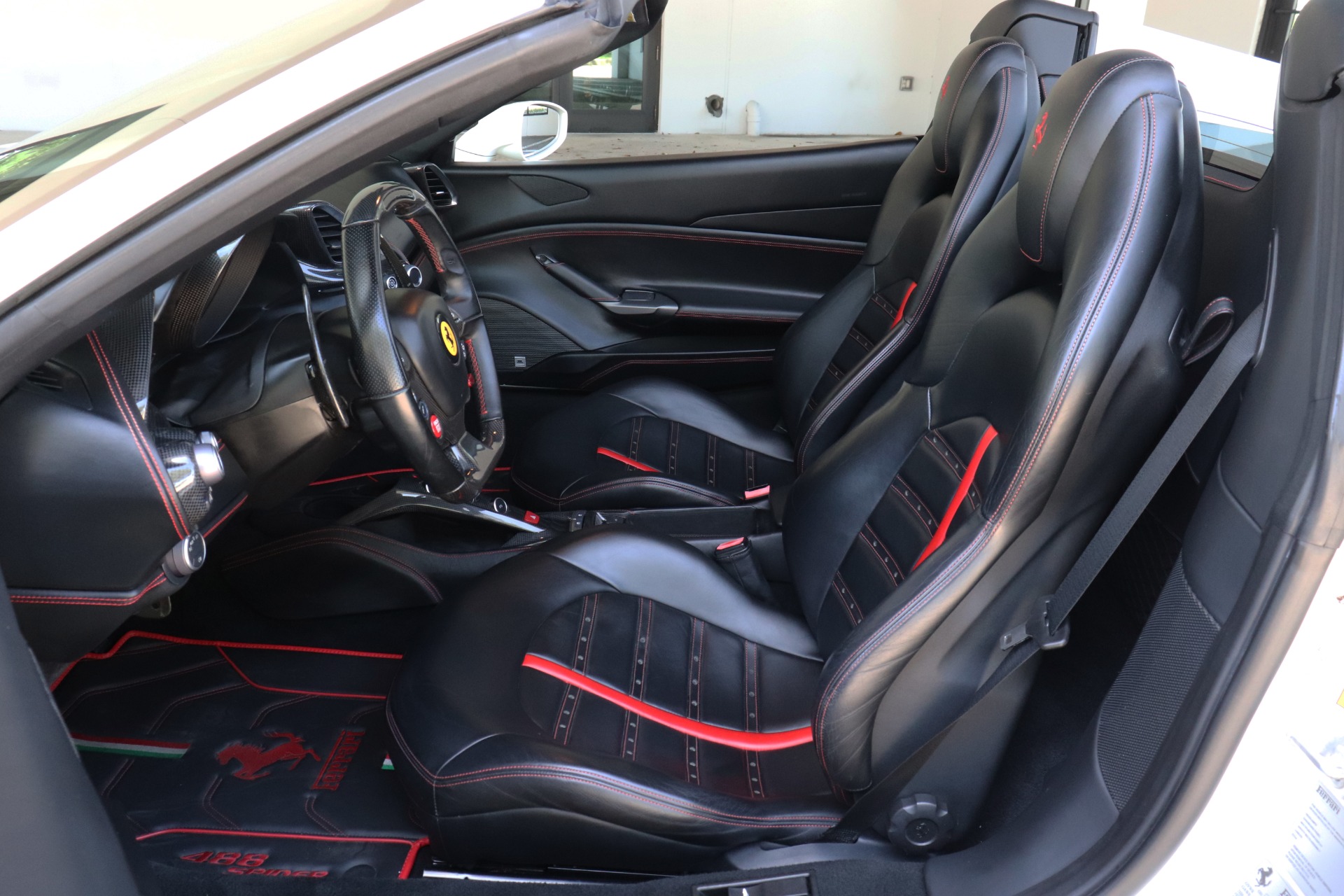 Used-2018-Ferrari-488-Spider