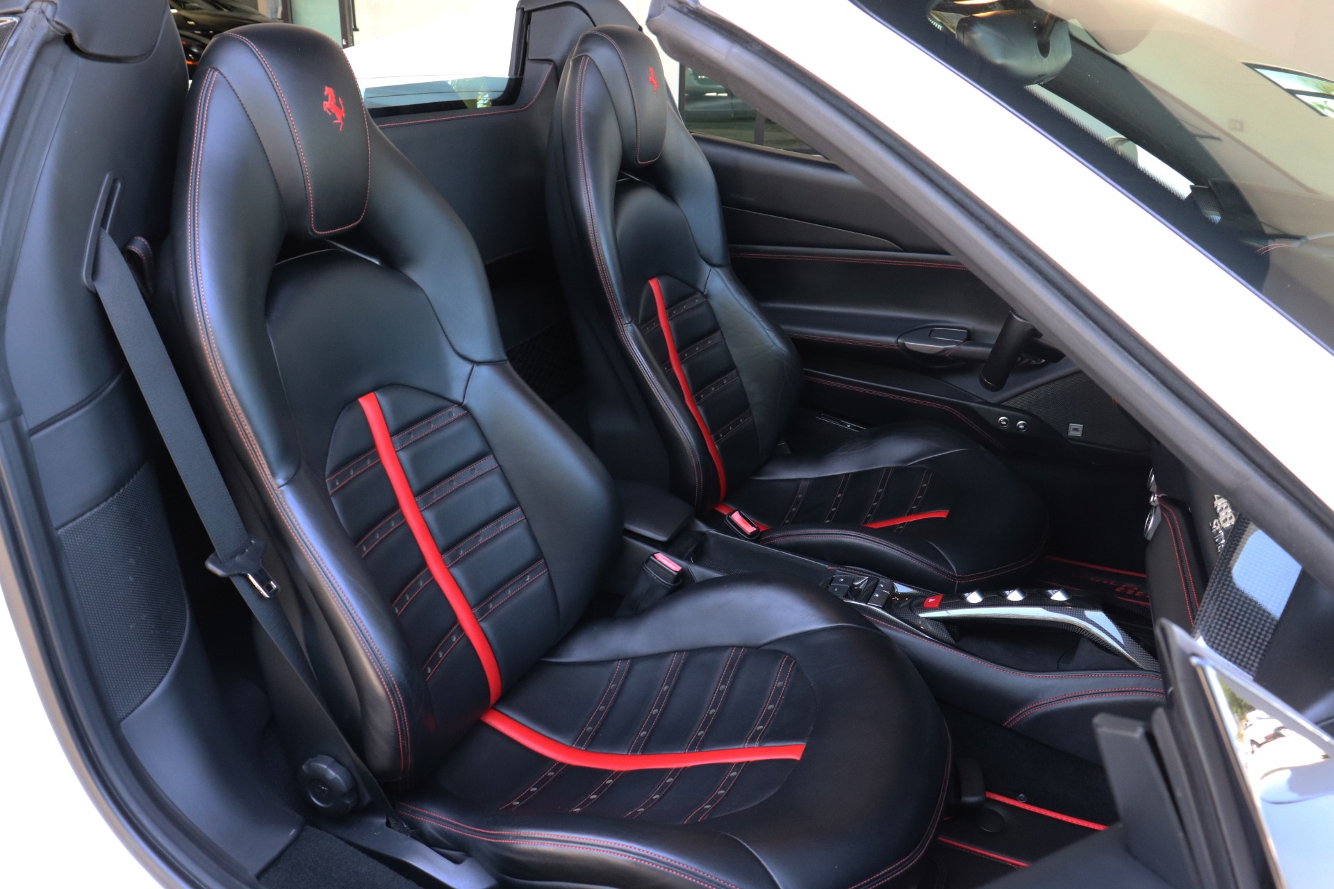 Used-2018-Ferrari-488-Spider