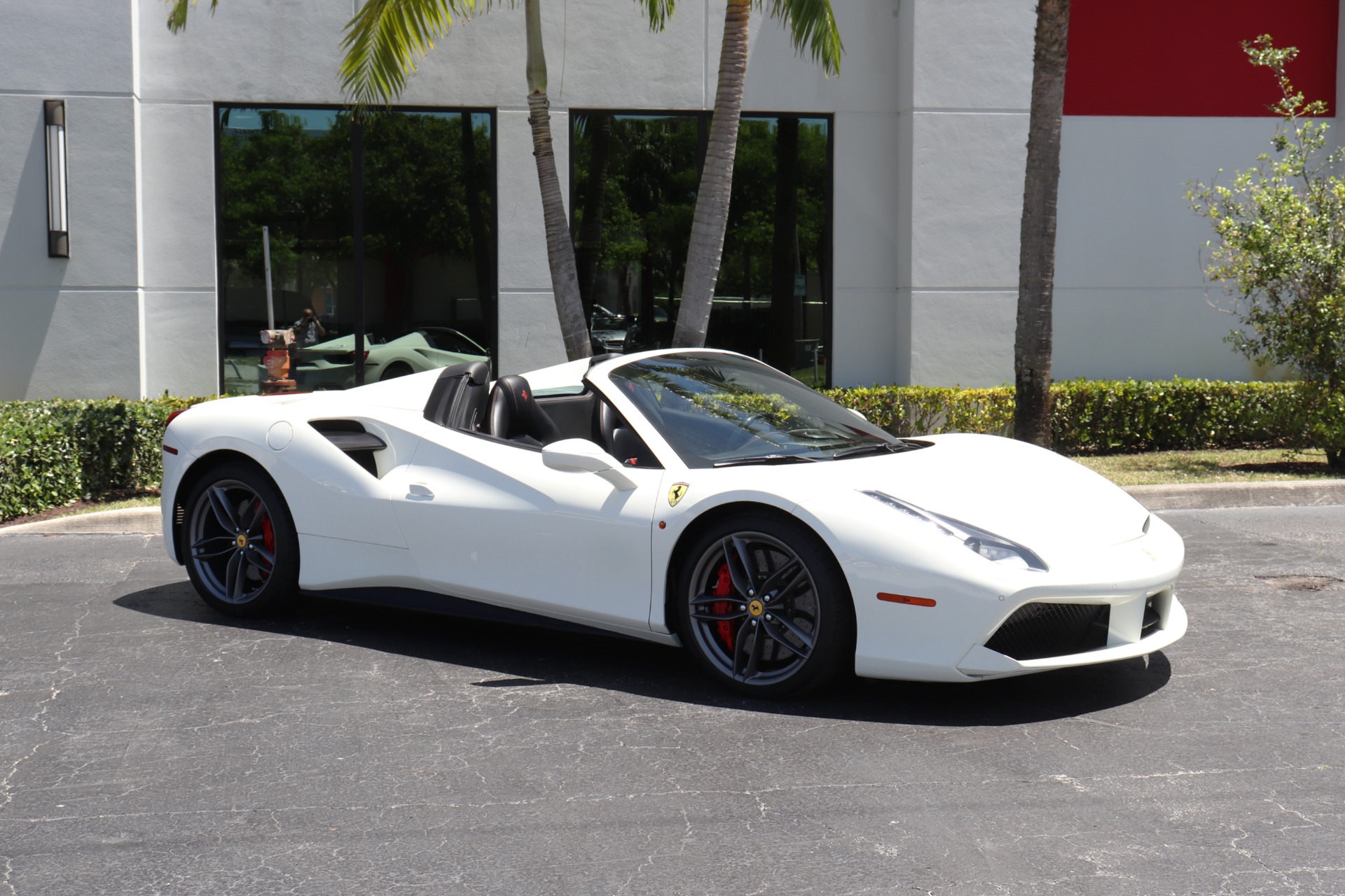Used-2018-Ferrari-488-Spider