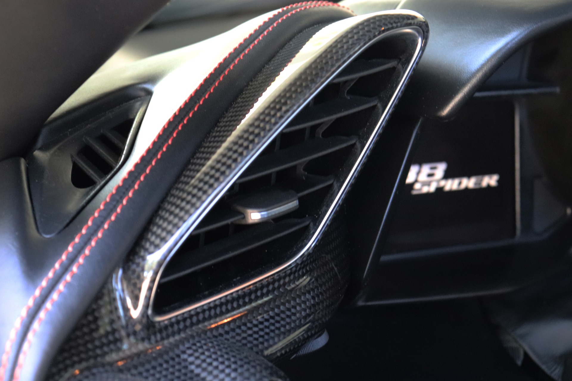 Used-2018-Ferrari-488-Spider
