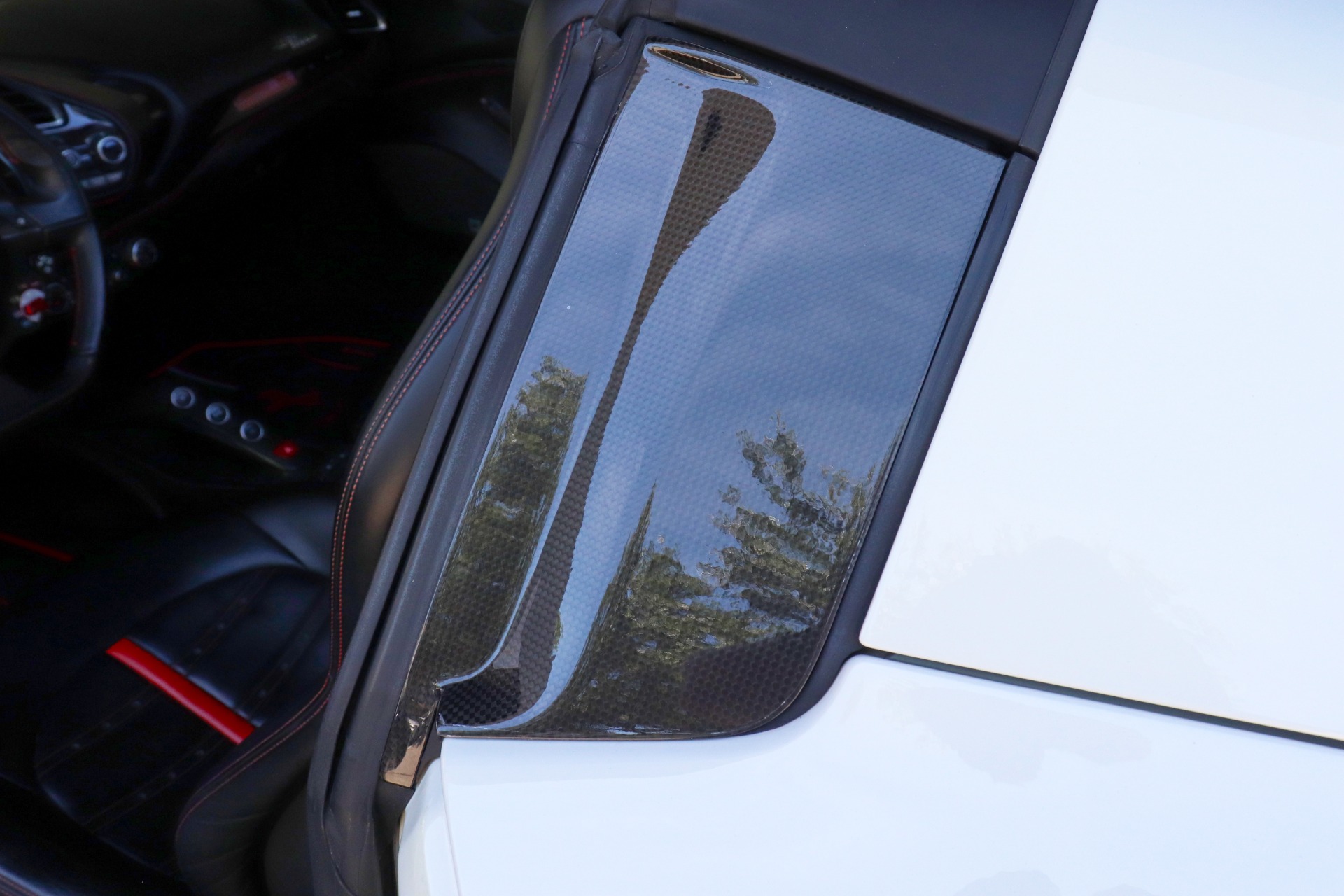 Used-2018-Ferrari-488-Spider