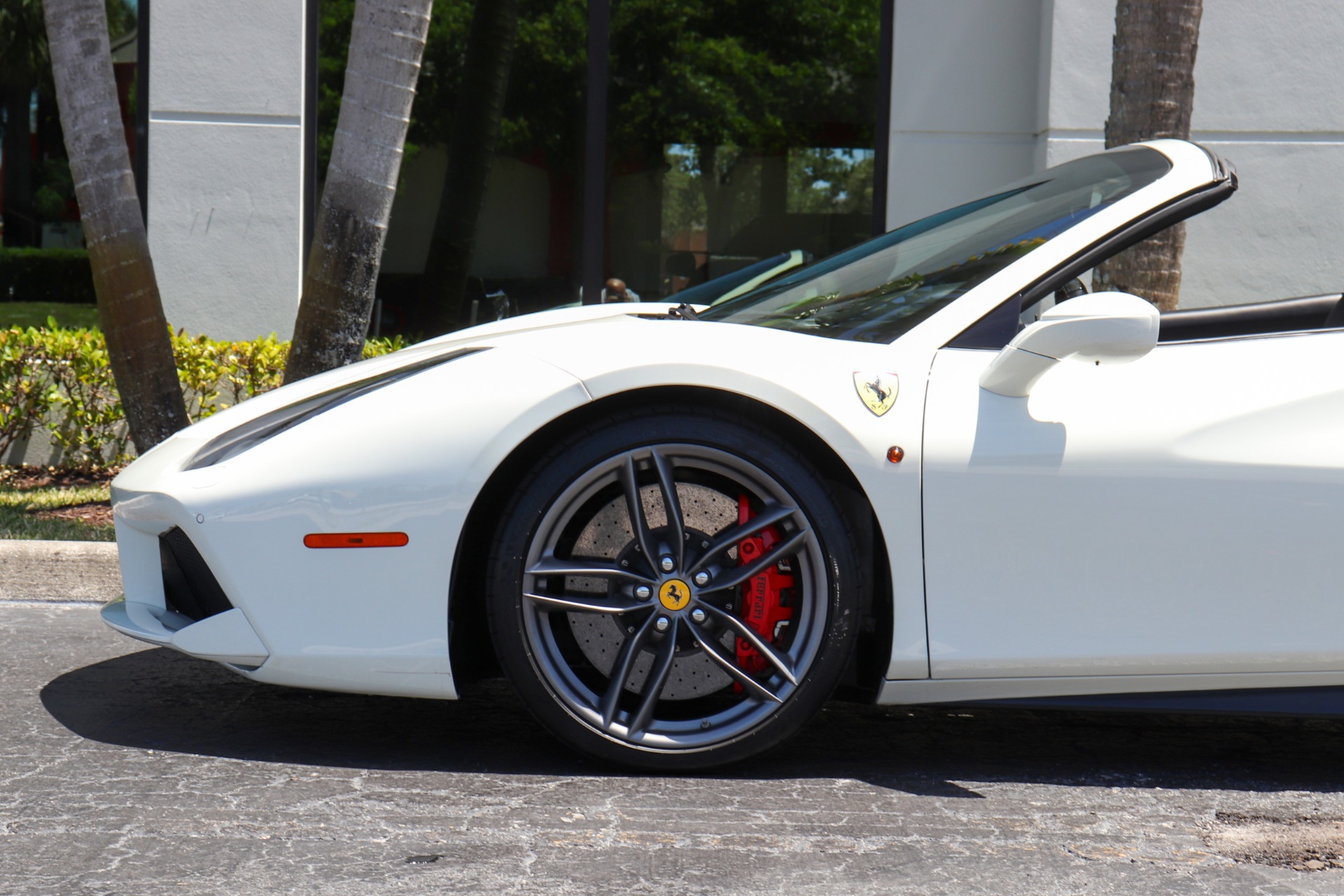 Used-2018-Ferrari-488-Spider