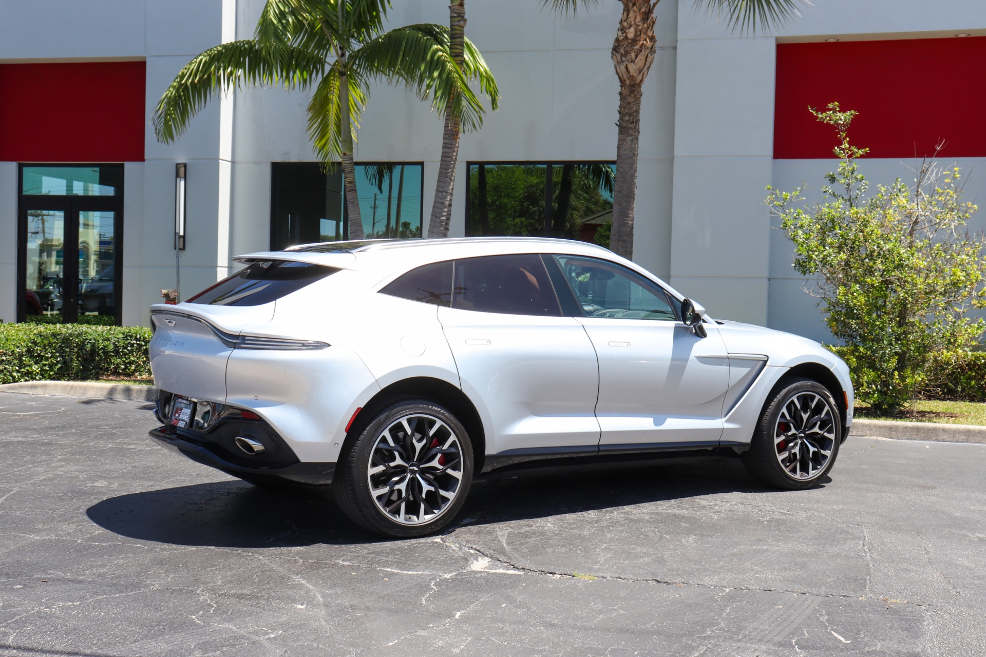 Used-2021-Aston-Martin-DBX
