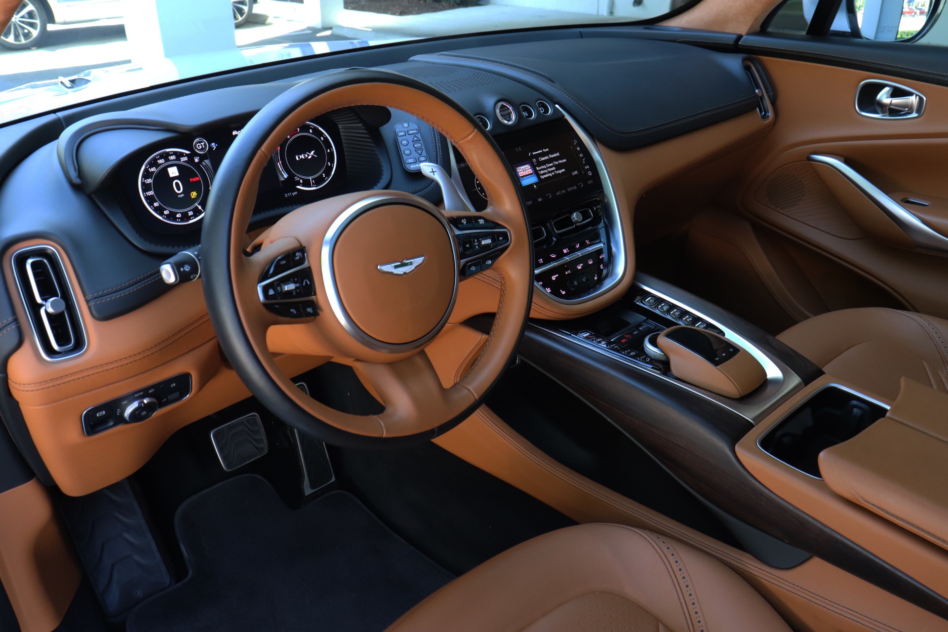 Used-2021-Aston-Martin-DBX