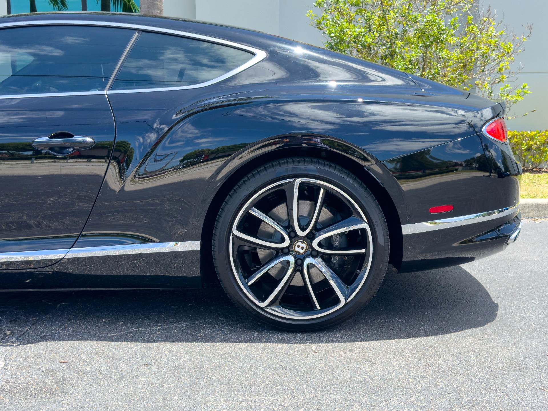 Used-2020-Bentley-Continental-GT-V8