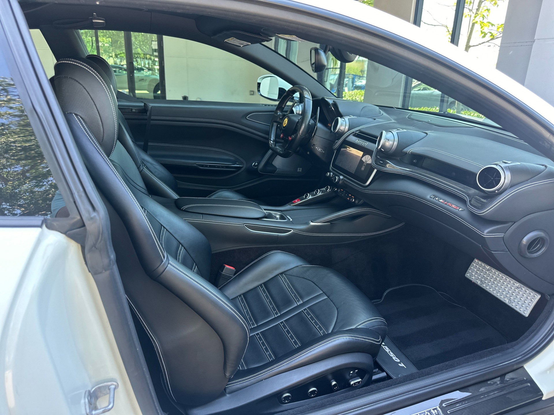 Used-2018-Ferrari-GTC4Lusso-T