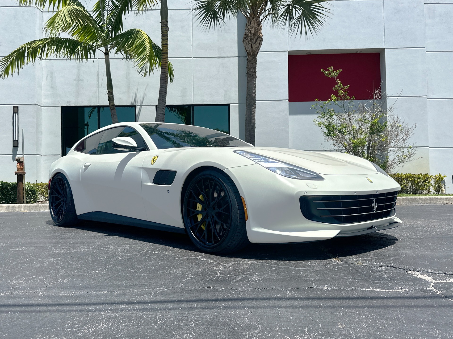 Used-2018-Ferrari-GTC4Lusso-T