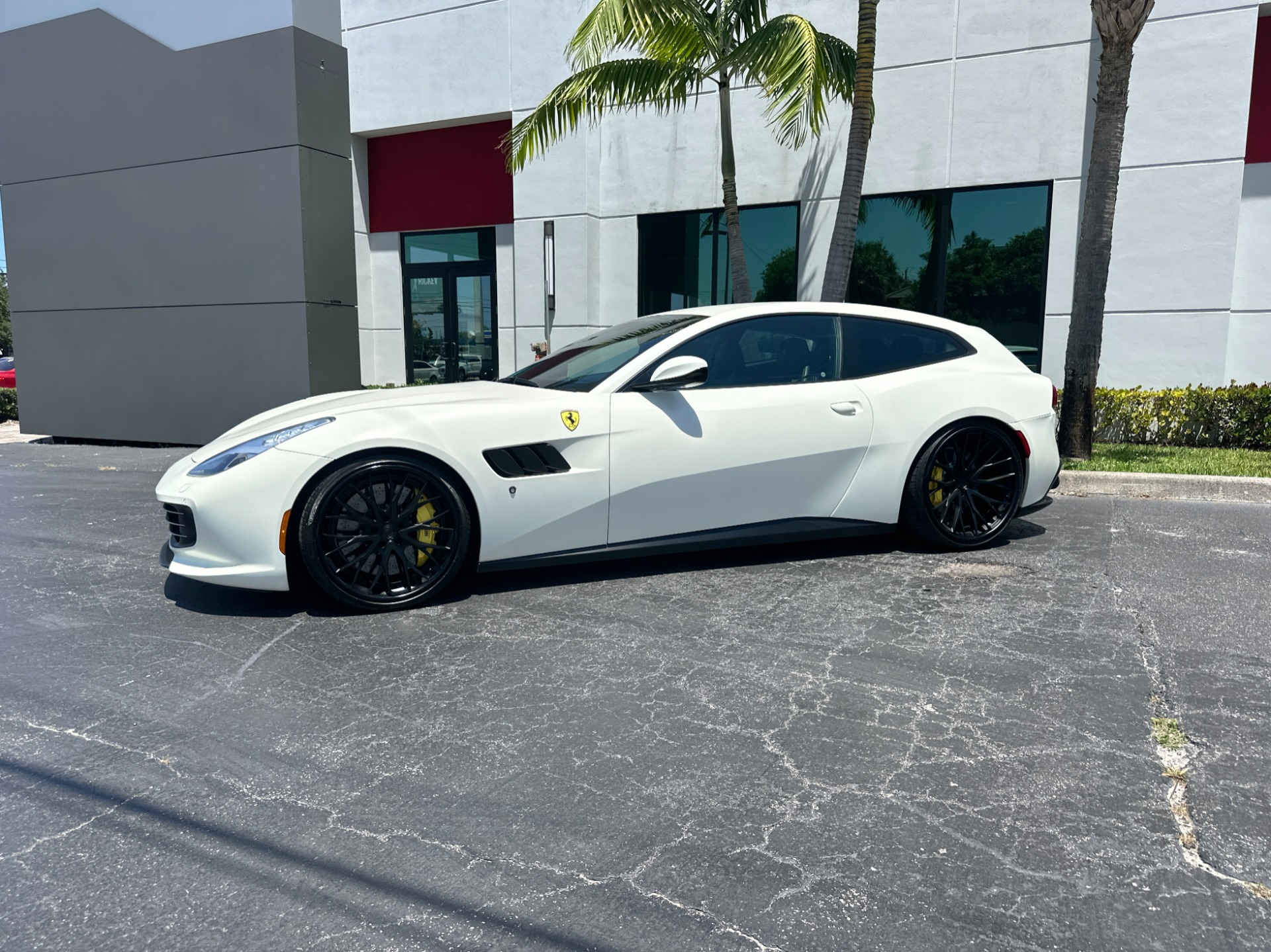 Used-2018-Ferrari-GTC4Lusso-T