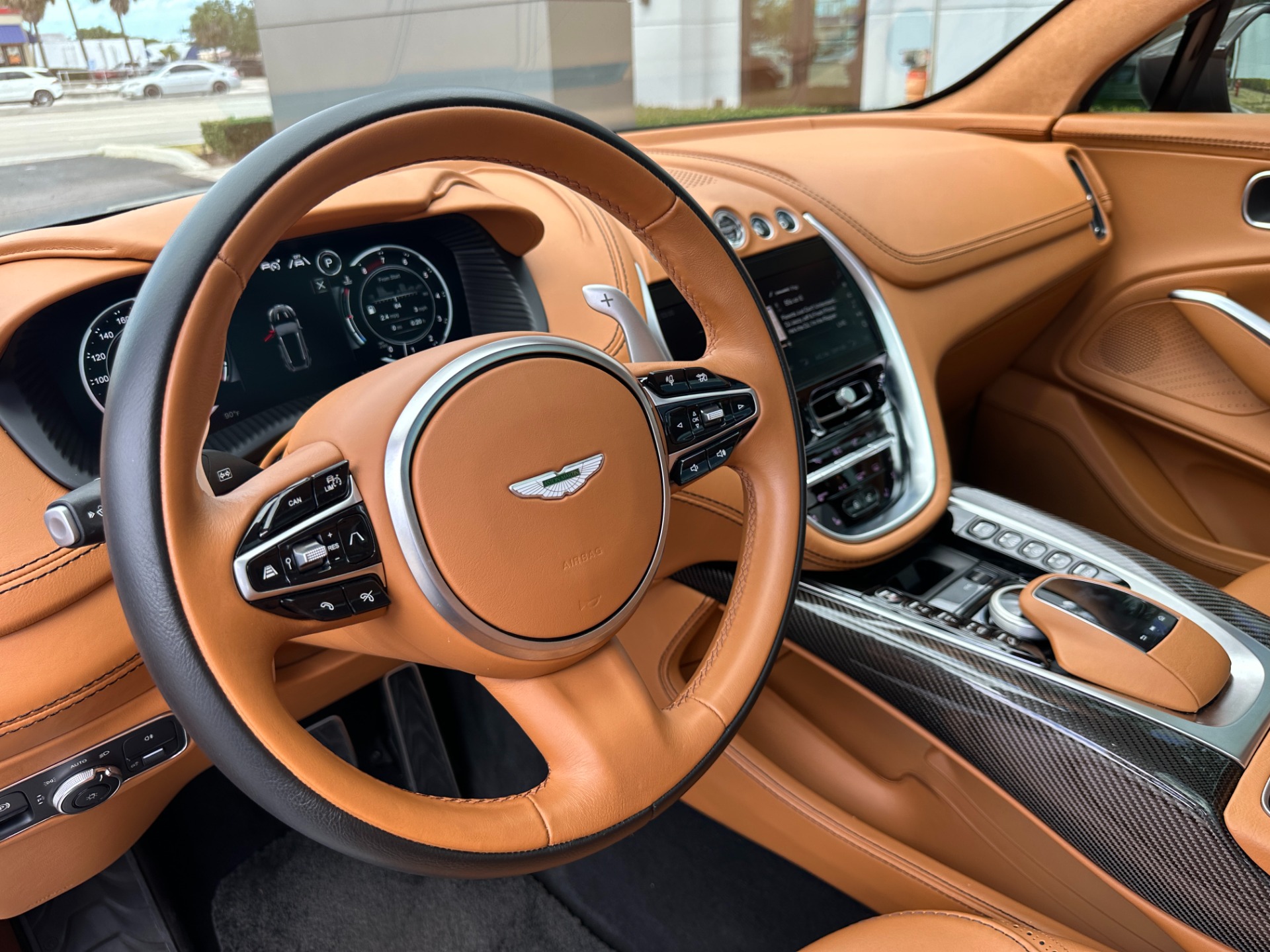 Used-2021-Aston-Martin-DBX