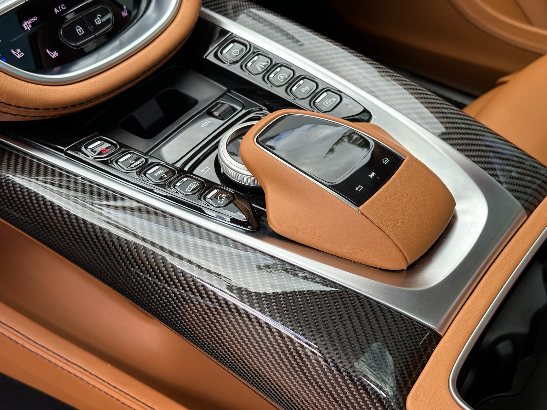 Used-2021-Aston-Martin-DBX