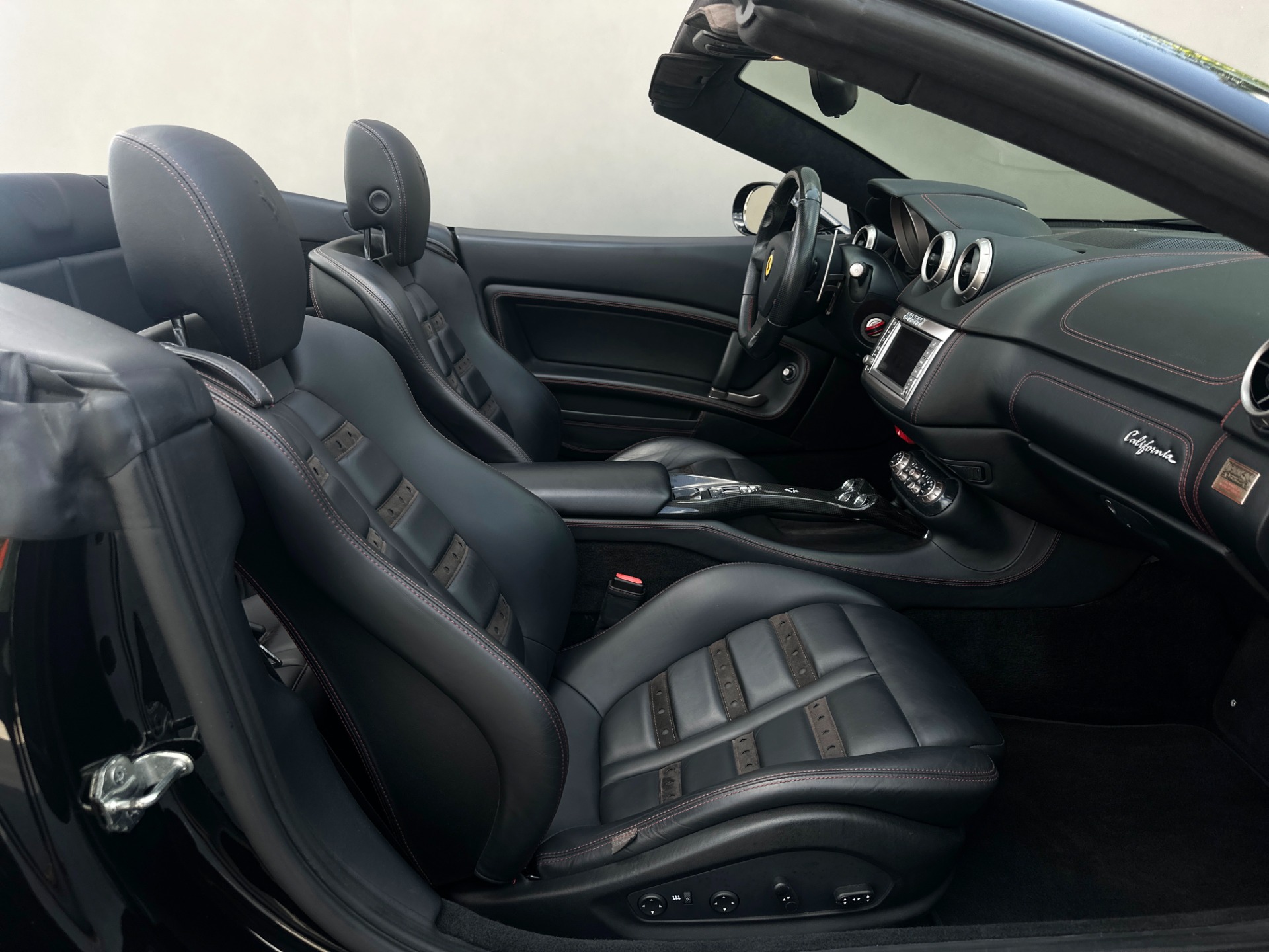 Used-2012-Ferrari-California
