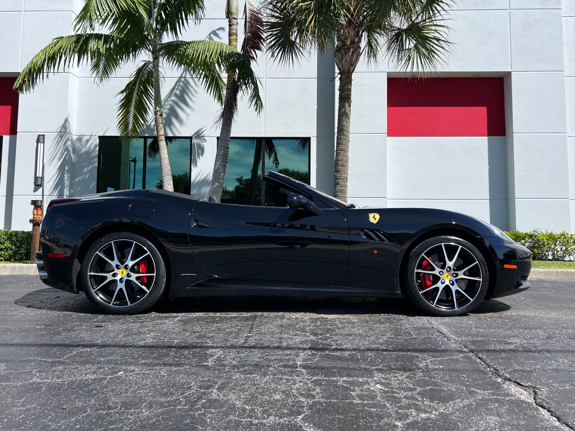 Used-2012-Ferrari-California
