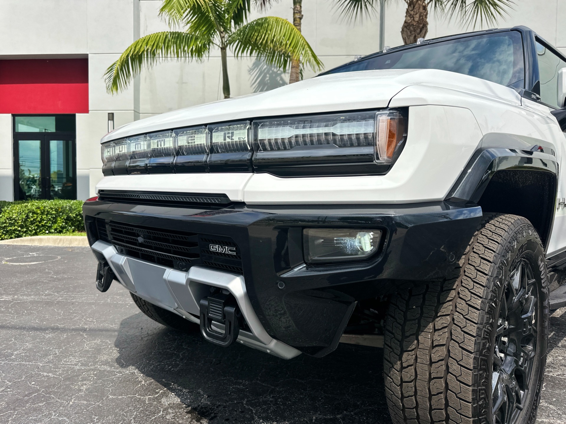 Used-2024-GMC-HUMMER-EV-2X