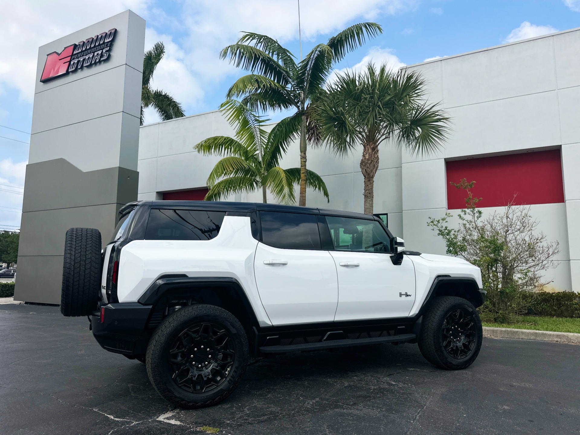 Used-2024-GMC-HUMMER-EV-2X