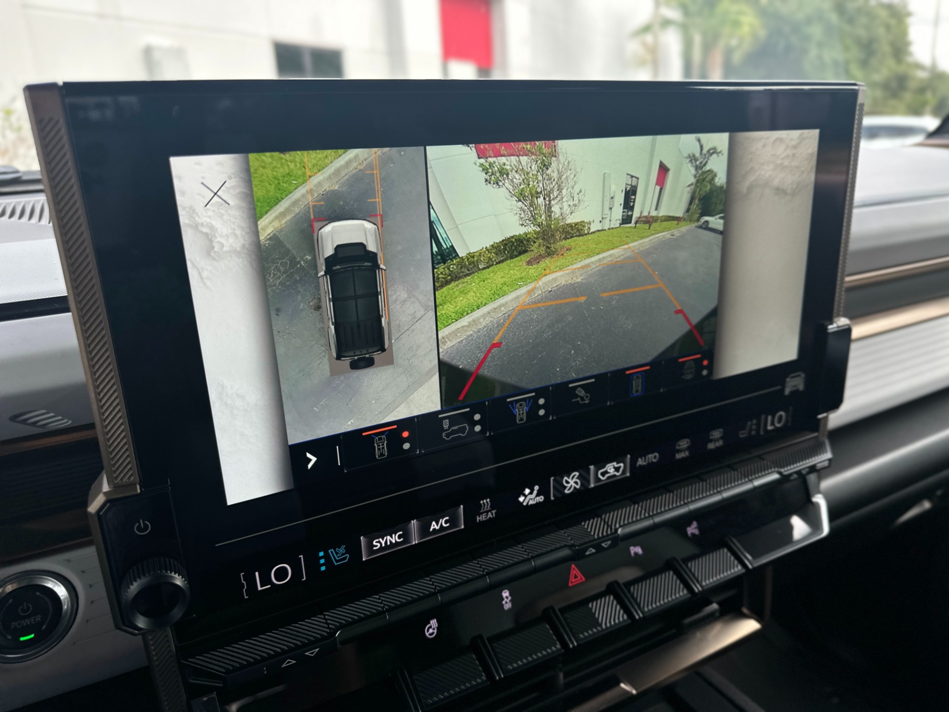 Used-2024-GMC-HUMMER-EV-2X