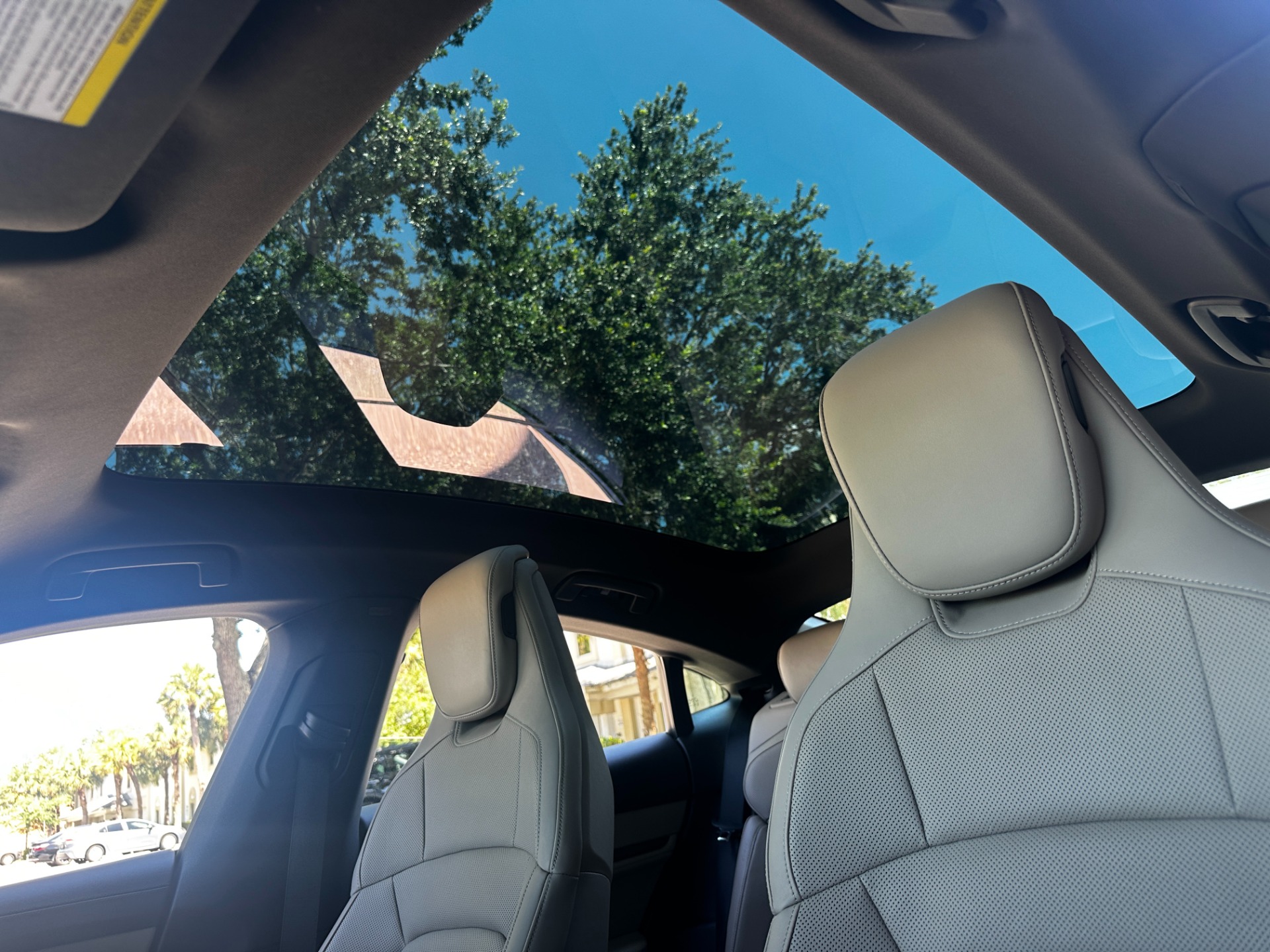 Used-2022-Porsche-Taycan-4S