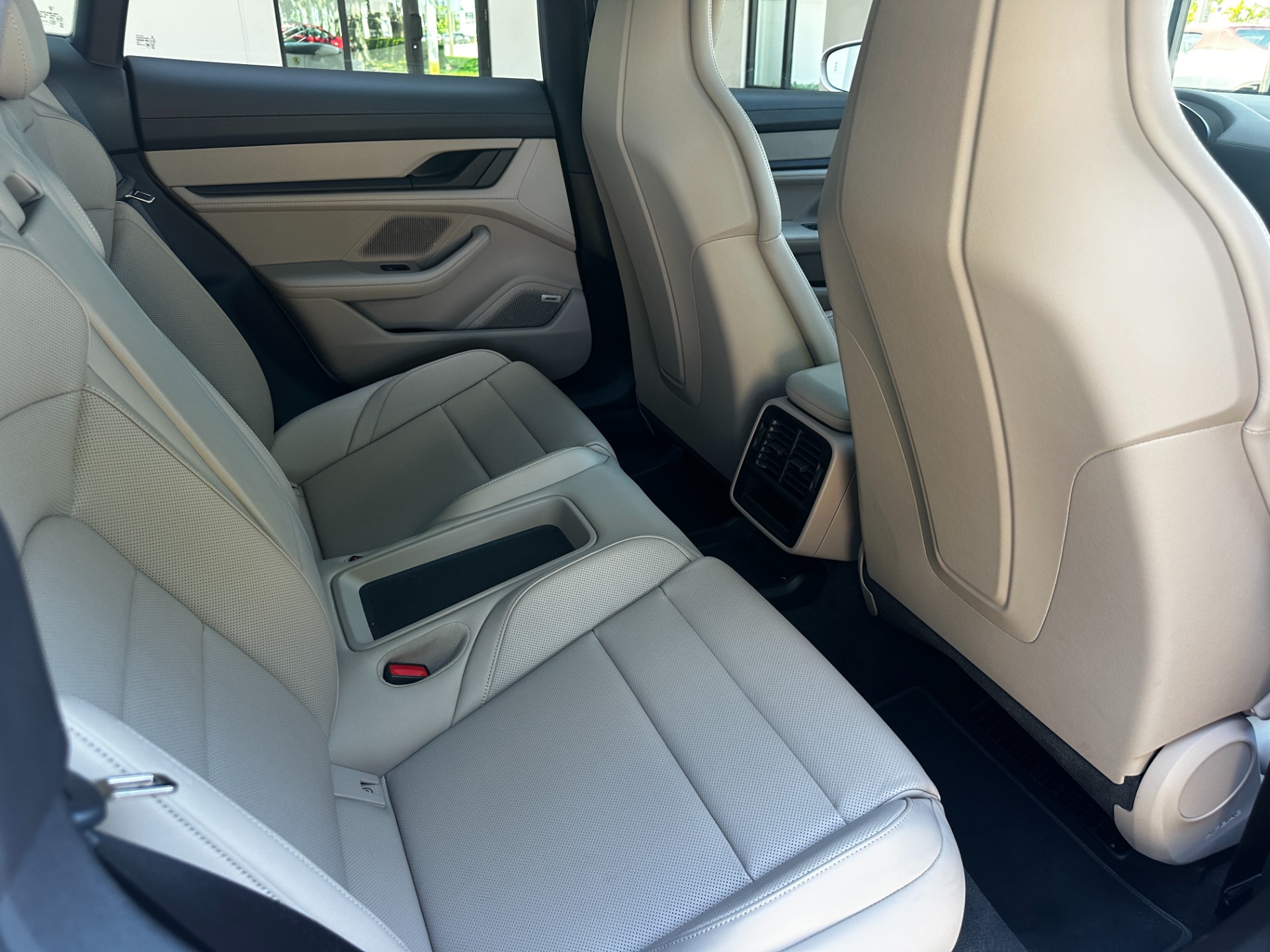 Used-2022-Porsche-Taycan-4S