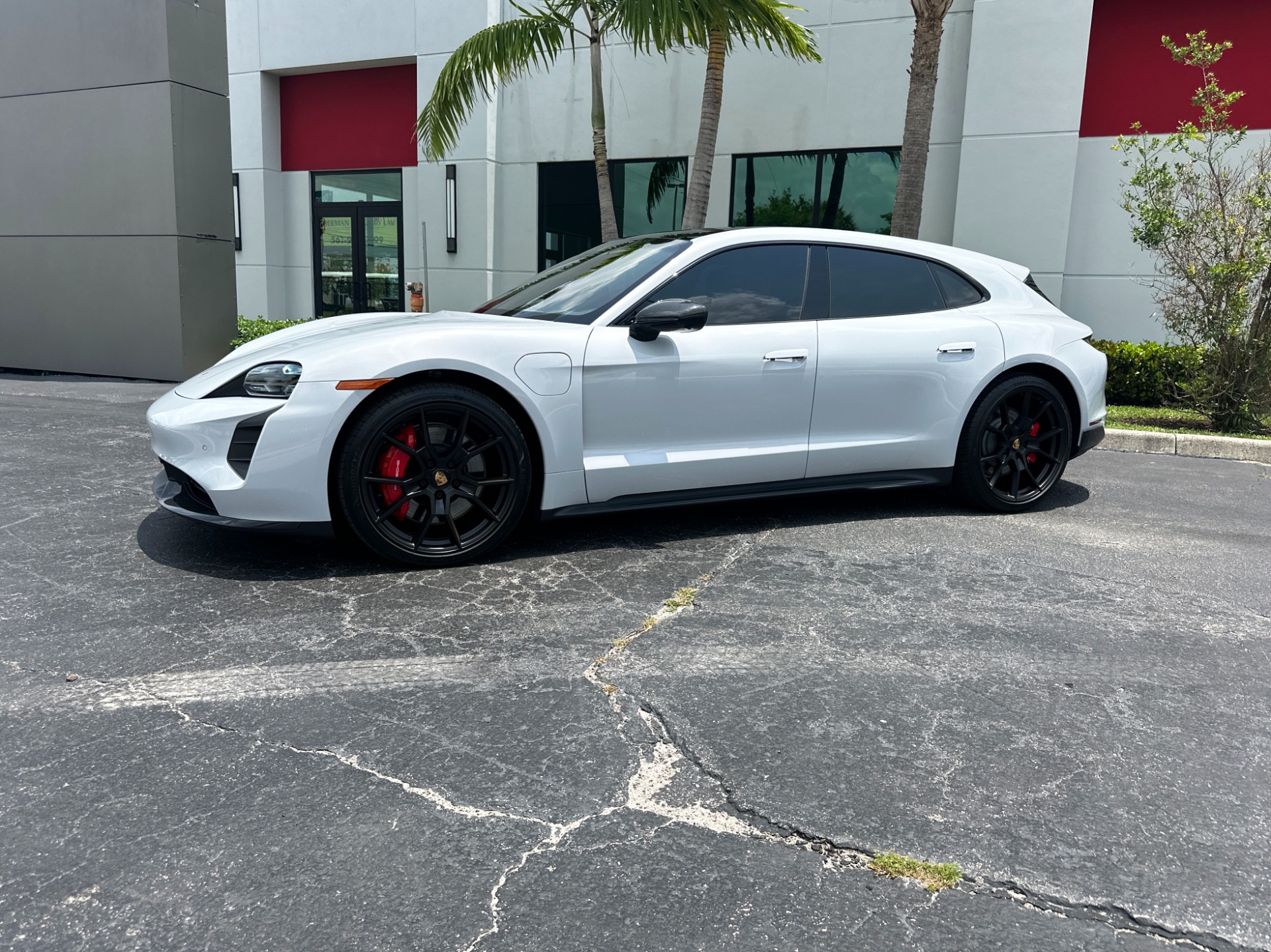 Used-2024-Porsche-Taycan-GTS-Sport-Turismo