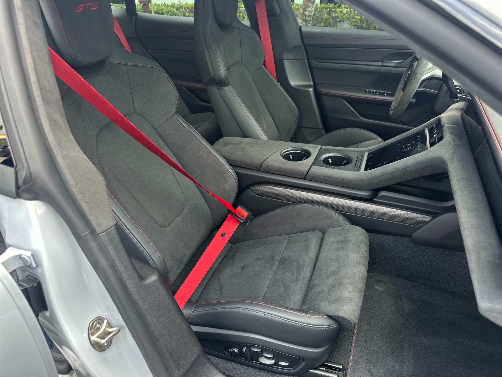 Used-2024-Porsche-Taycan-GTS-Sport-Turismo
