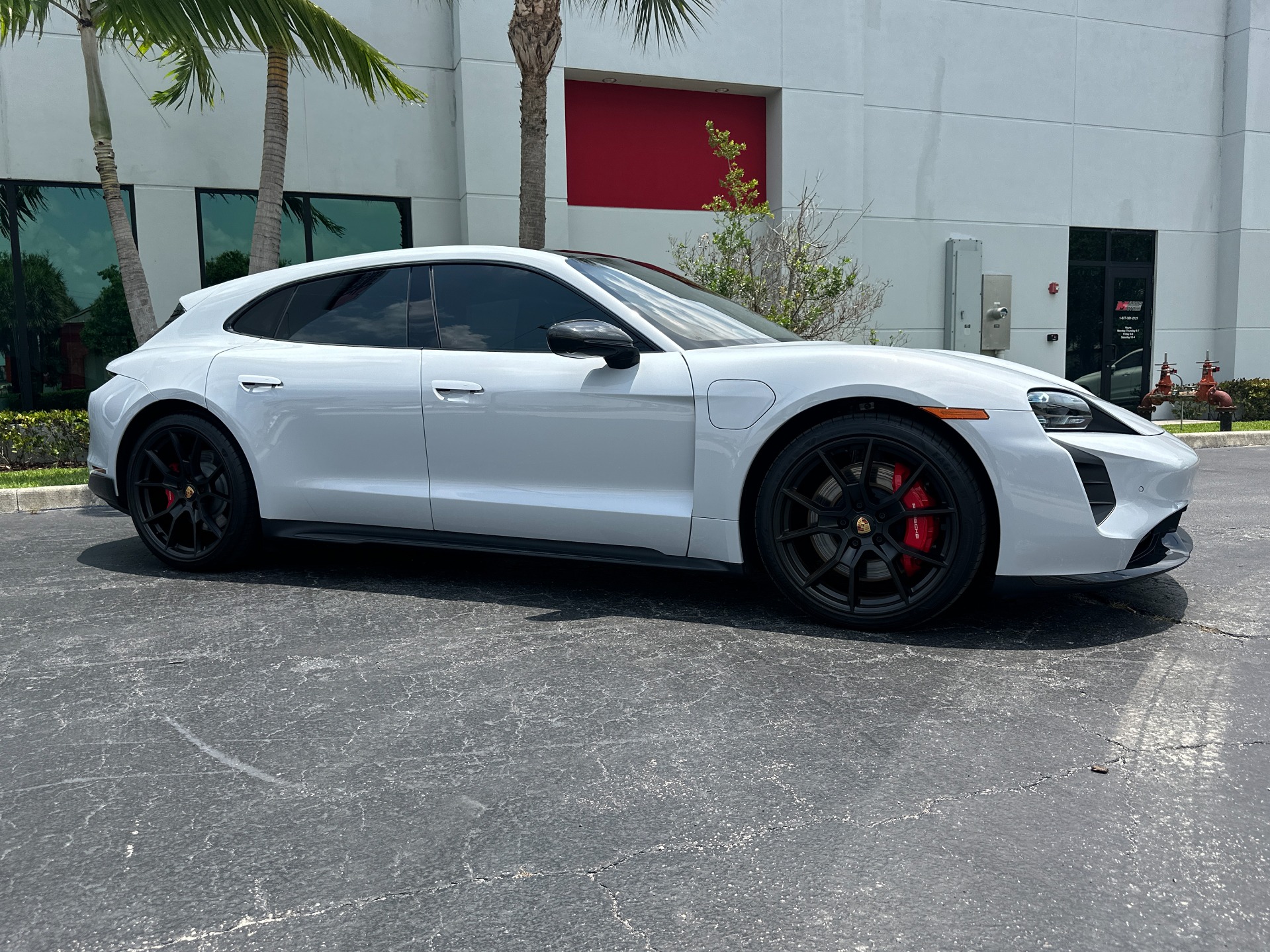 Used-2024-Porsche-Taycan-GTS-Sport-Turismo