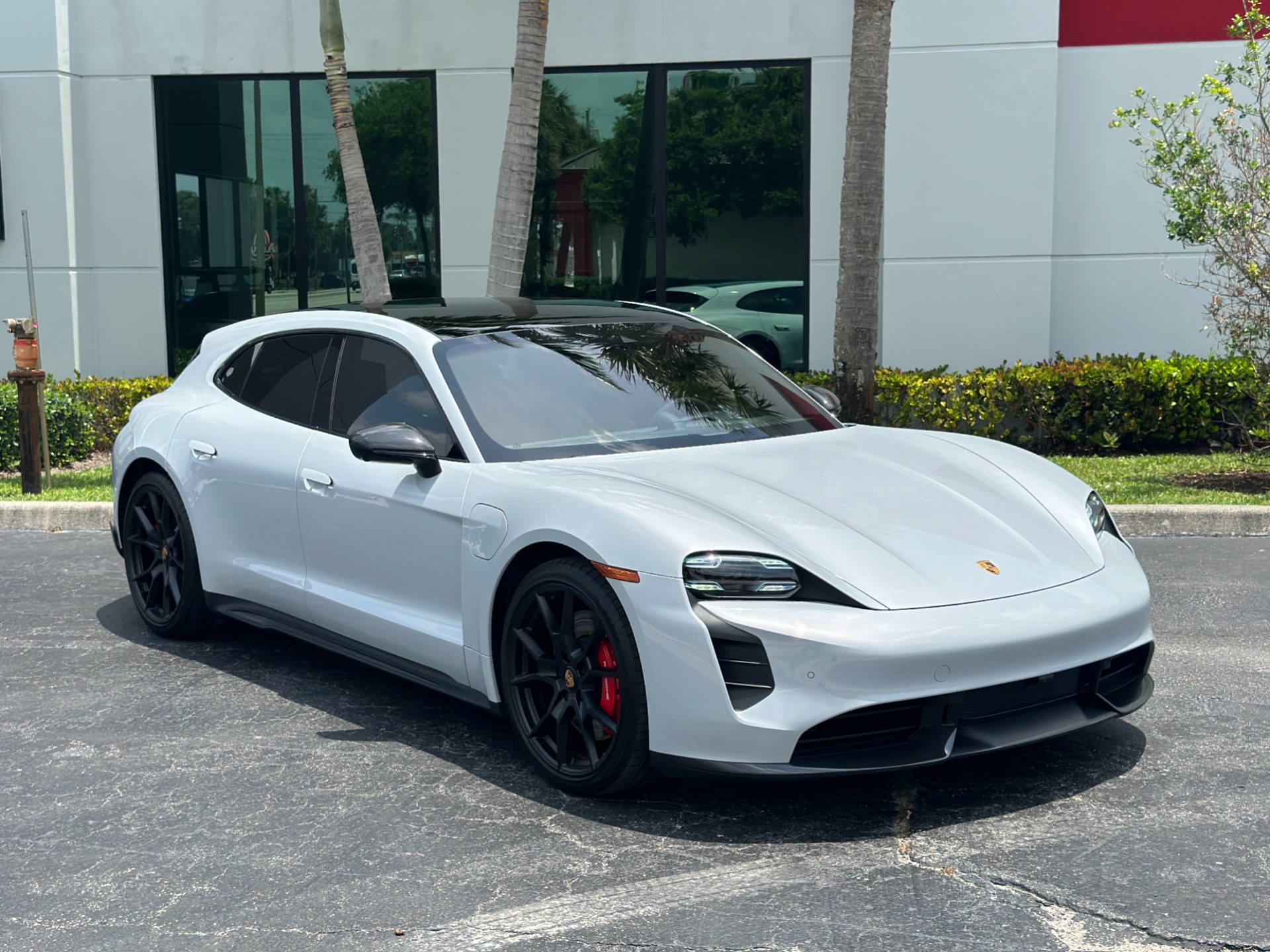 Used-2024-Porsche-Taycan-GTS-Sport-Turismo