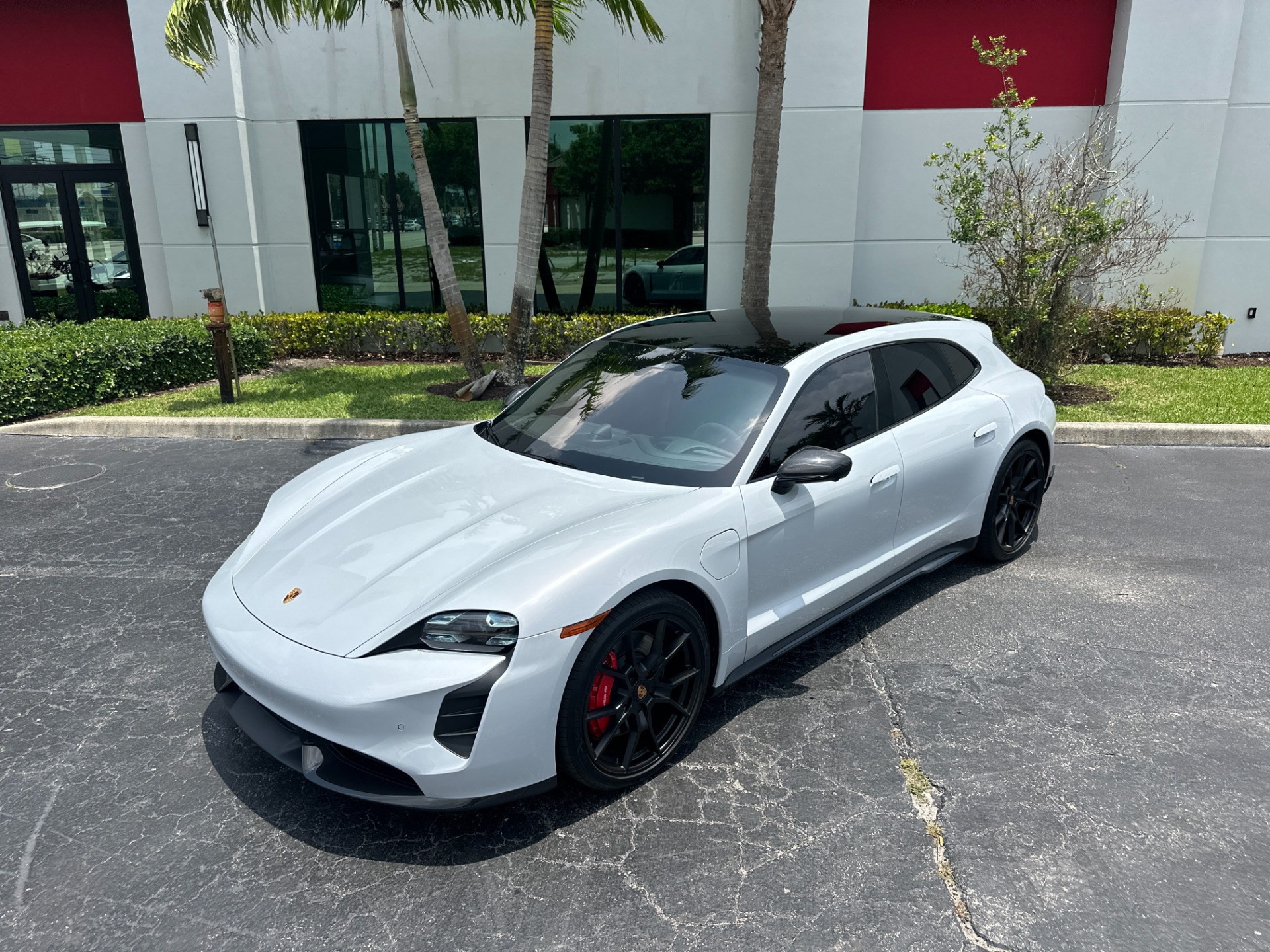 Used-2024-Porsche-Taycan-GTS-Sport-Turismo
