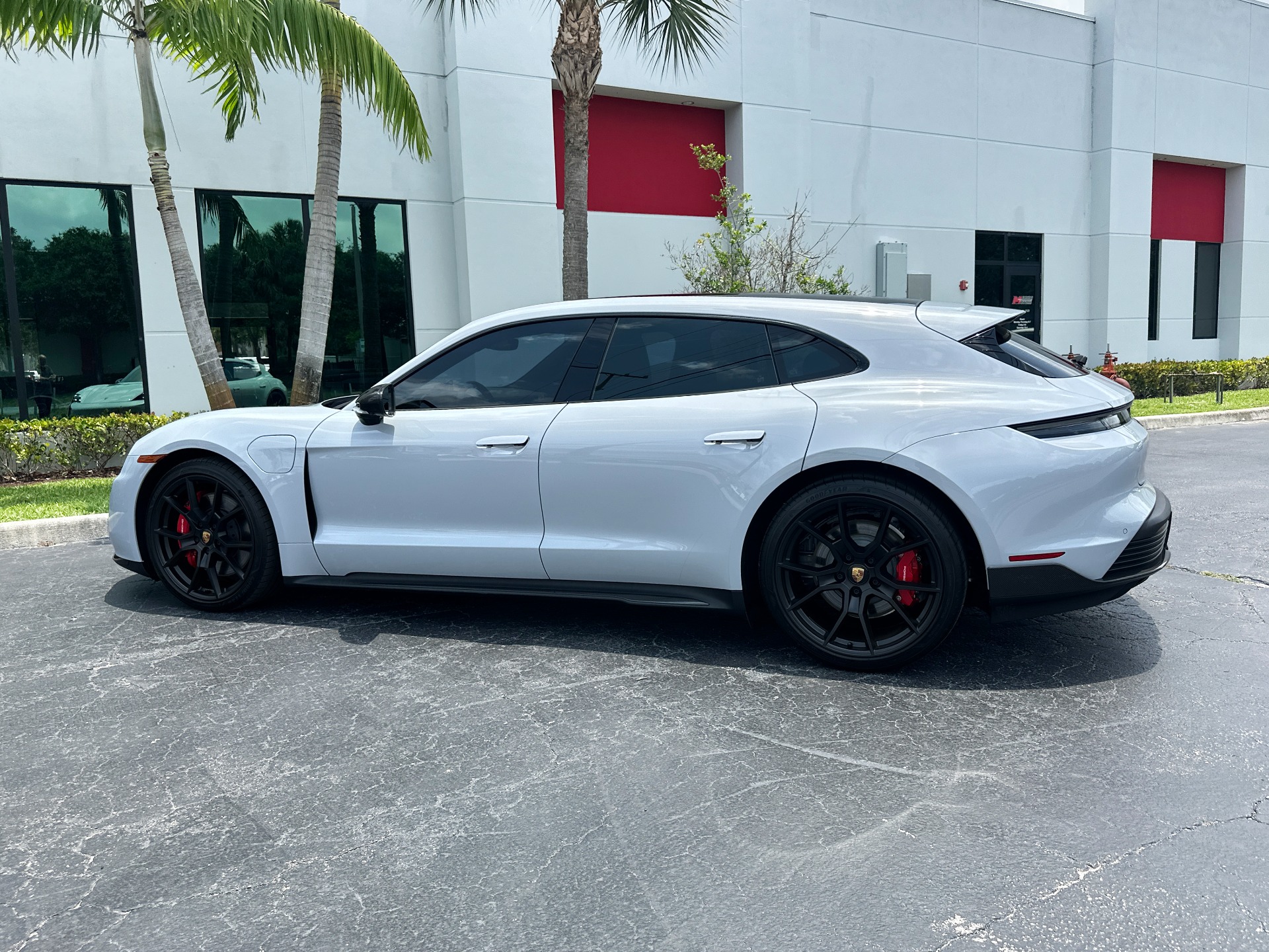 Used-2024-Porsche-Taycan-GTS-Sport-Turismo